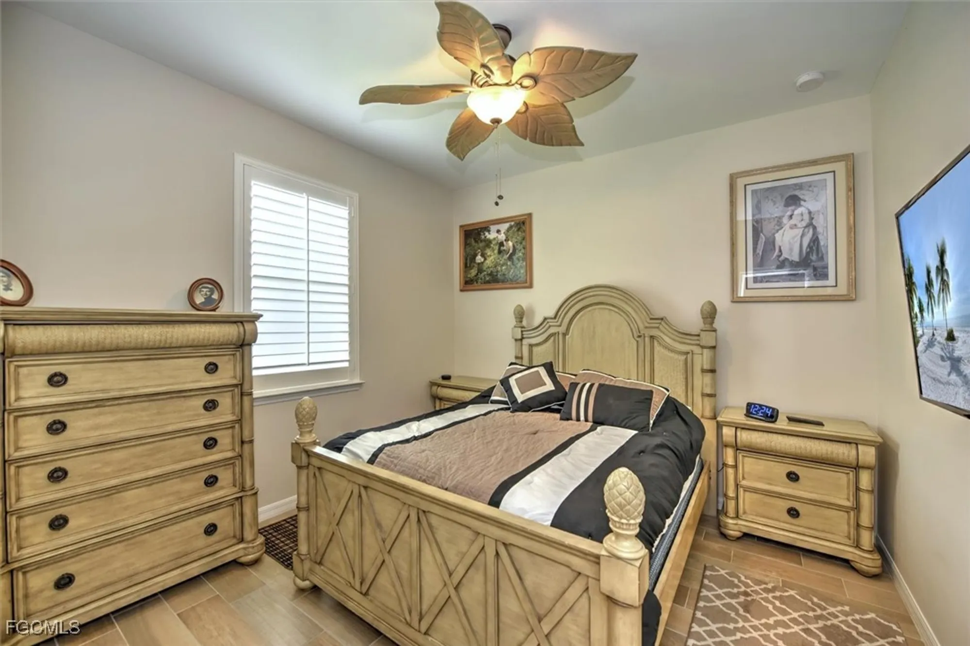 Property Slideshow image 13 of 34 | 3244 magnolia landing ln, North Fort Myers, FL, 33917