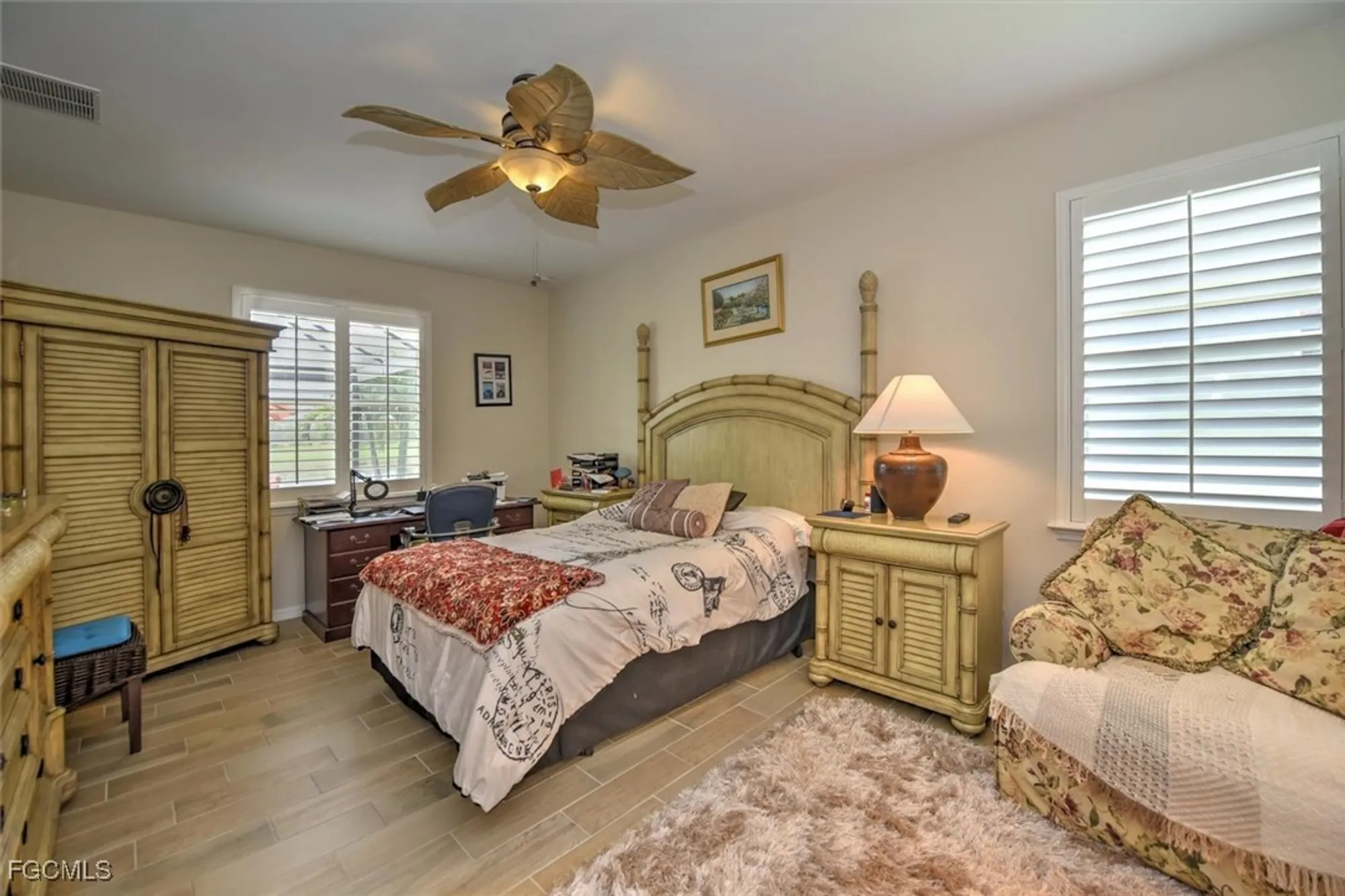 Property Slideshow image 9 of 34 | 3244 magnolia landing ln, North Fort Myers, FL, 33917