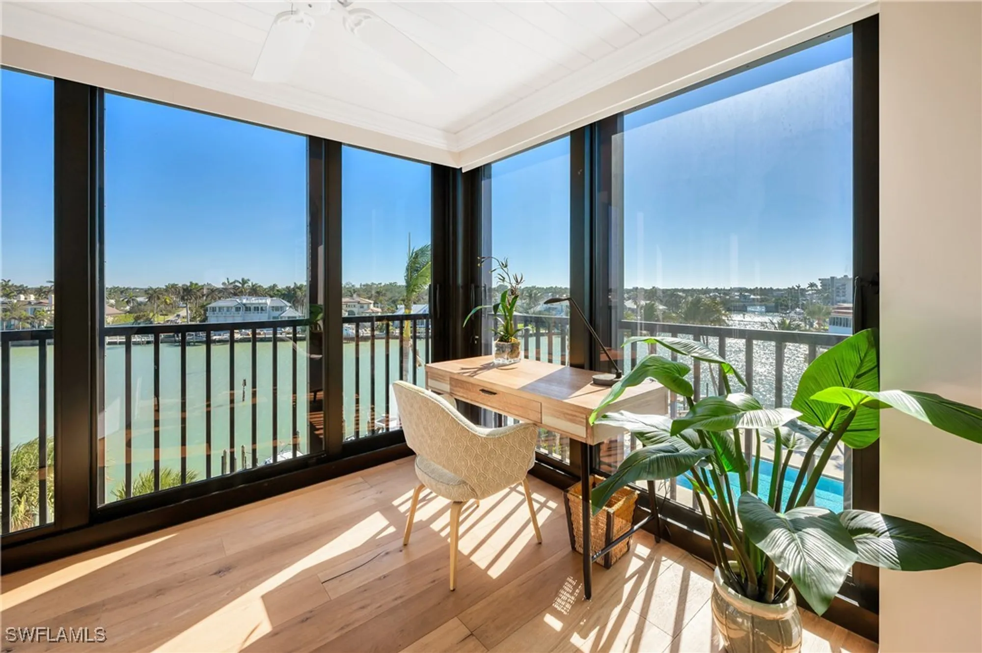 Property Slideshow image 1 of 38 | 2400 gulf shore blvd 501, Naples, FL, 34103