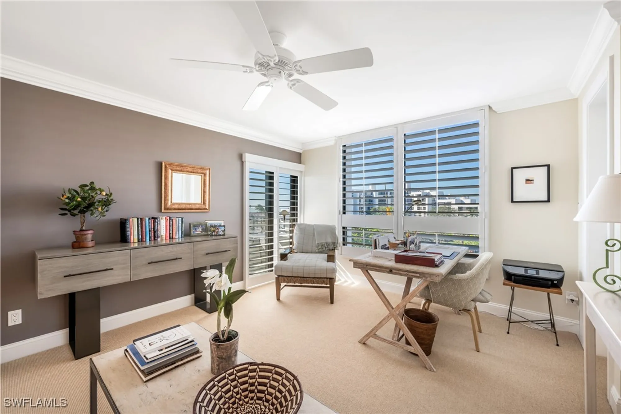 Property Slideshow image 25 of 38 | 2400 gulf shore blvd 501, Naples, FL, 34103