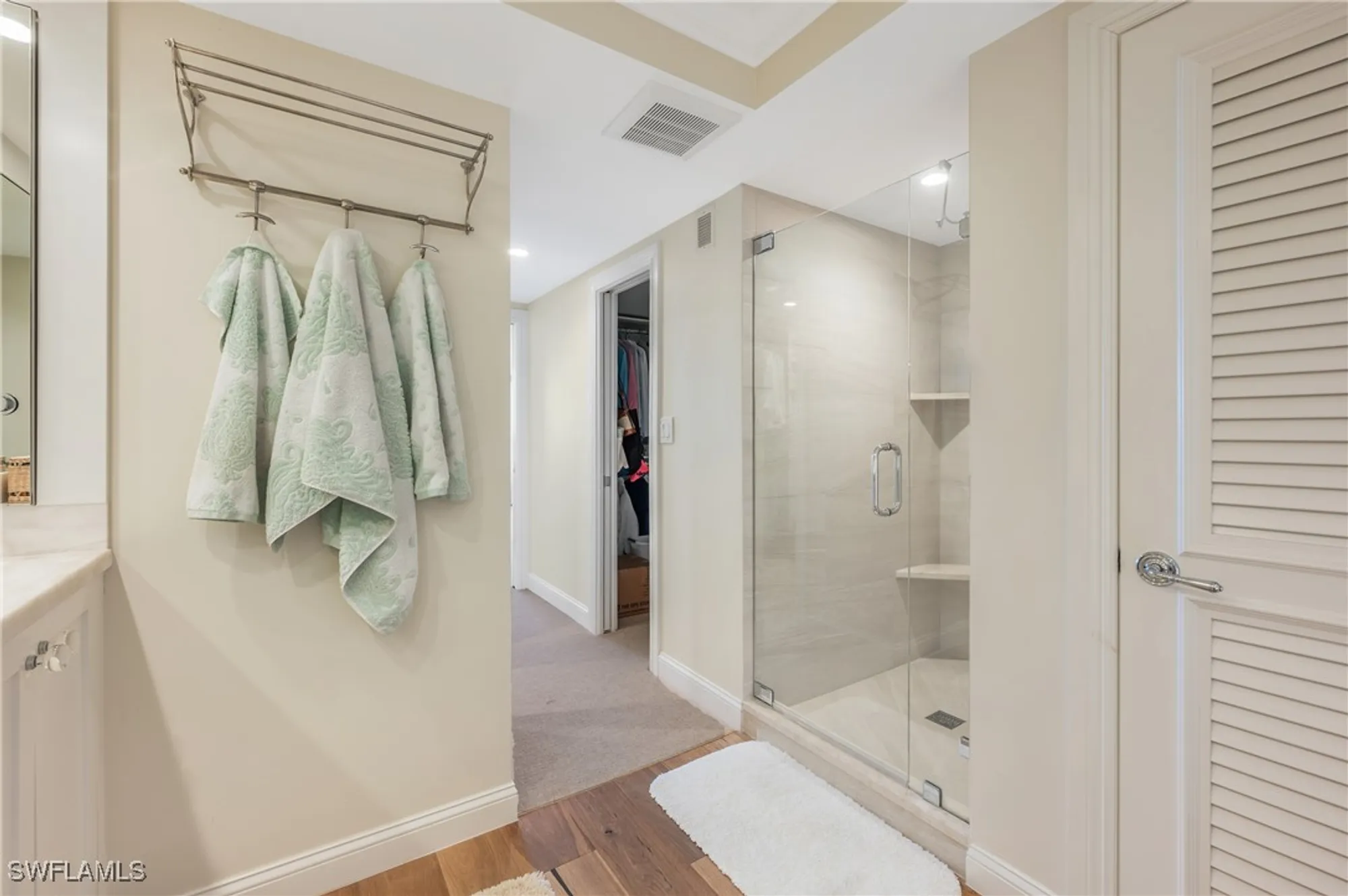 Property Slideshow image 22 of 38 | 2400 gulf shore blvd 501, Naples, FL, 34103