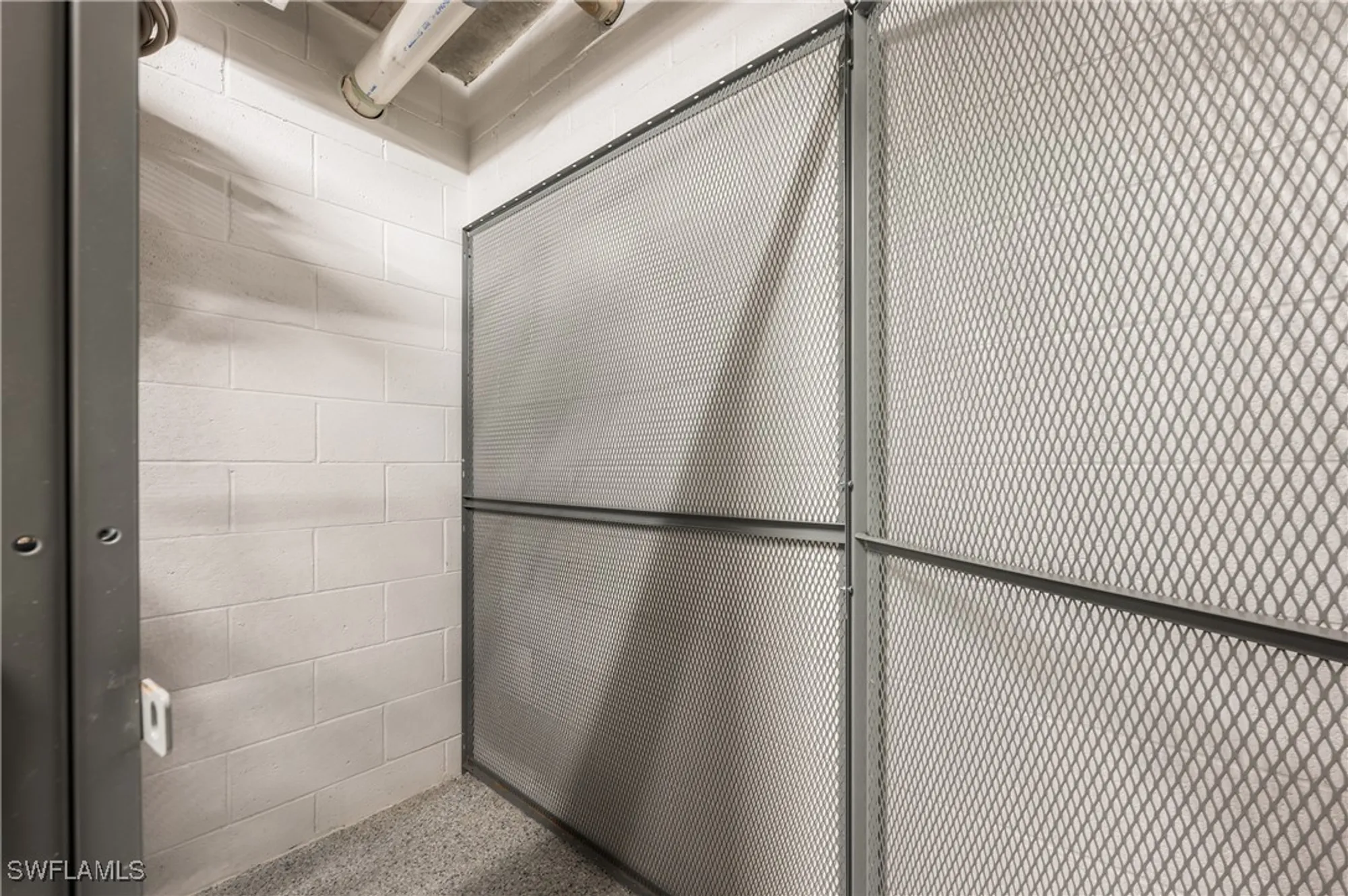 Property Slideshow image 34 of 38 | 2400 gulf shore blvd 501, Naples, FL, 34103