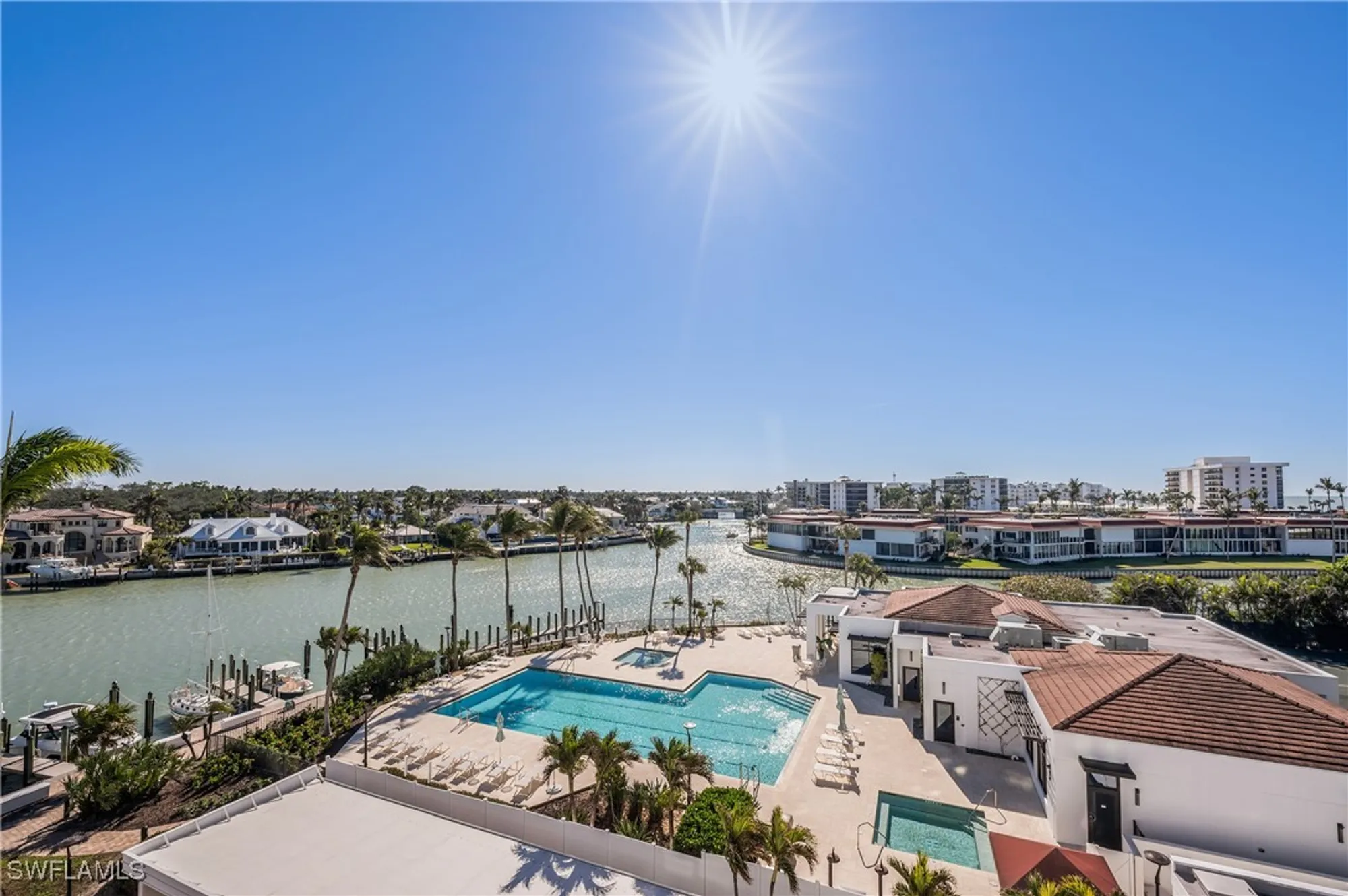 Property Slideshow image 32 of 38 | 2400 gulf shore blvd 501, Naples, FL, 34103