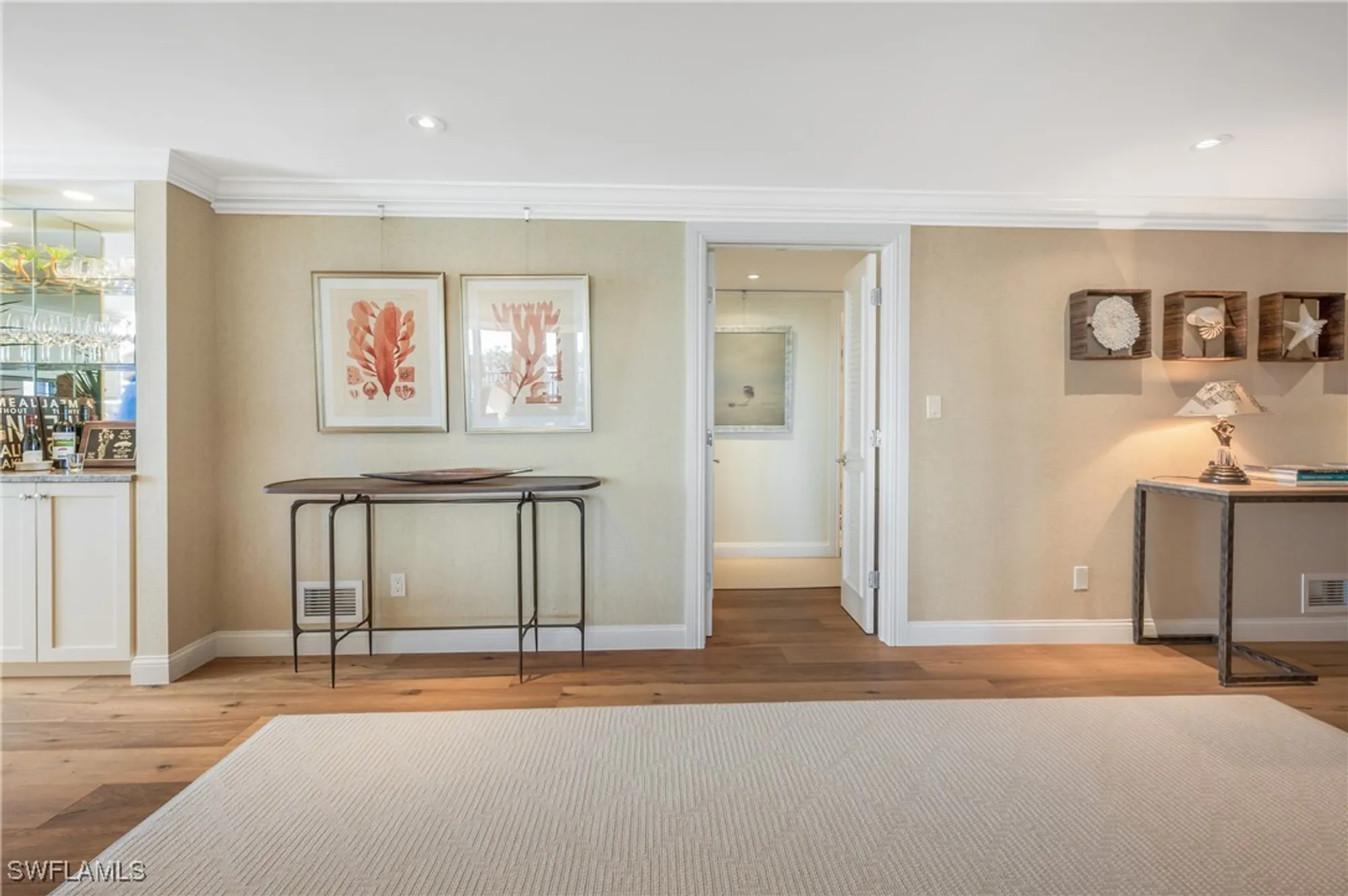 Property Slideshow image 6 of 38 | 2400 gulf shore blvd 501, Naples, FL, 34103