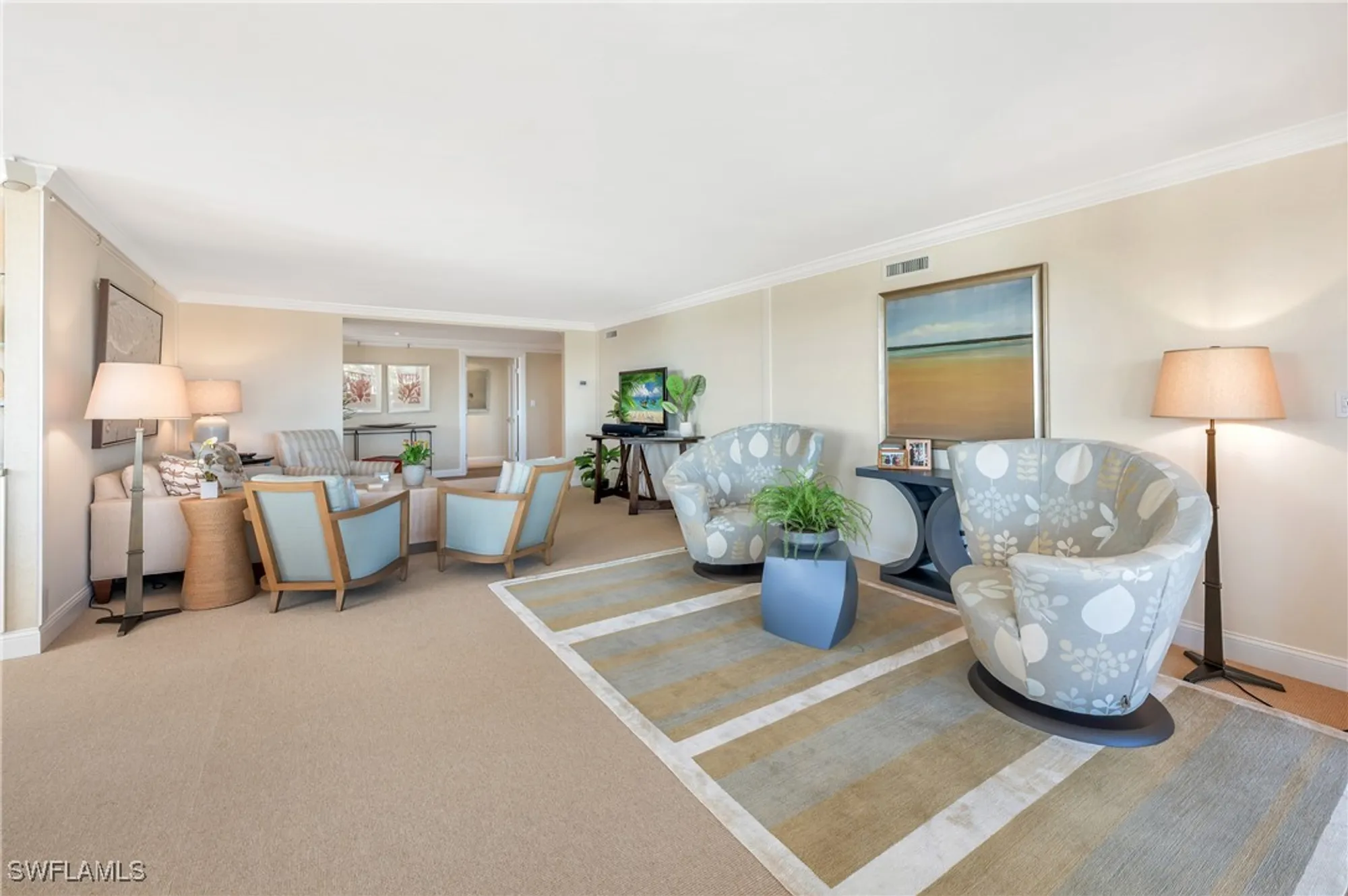 Property Slideshow image 7 of 38 | 2400 gulf shore blvd 501, Naples, FL, 34103