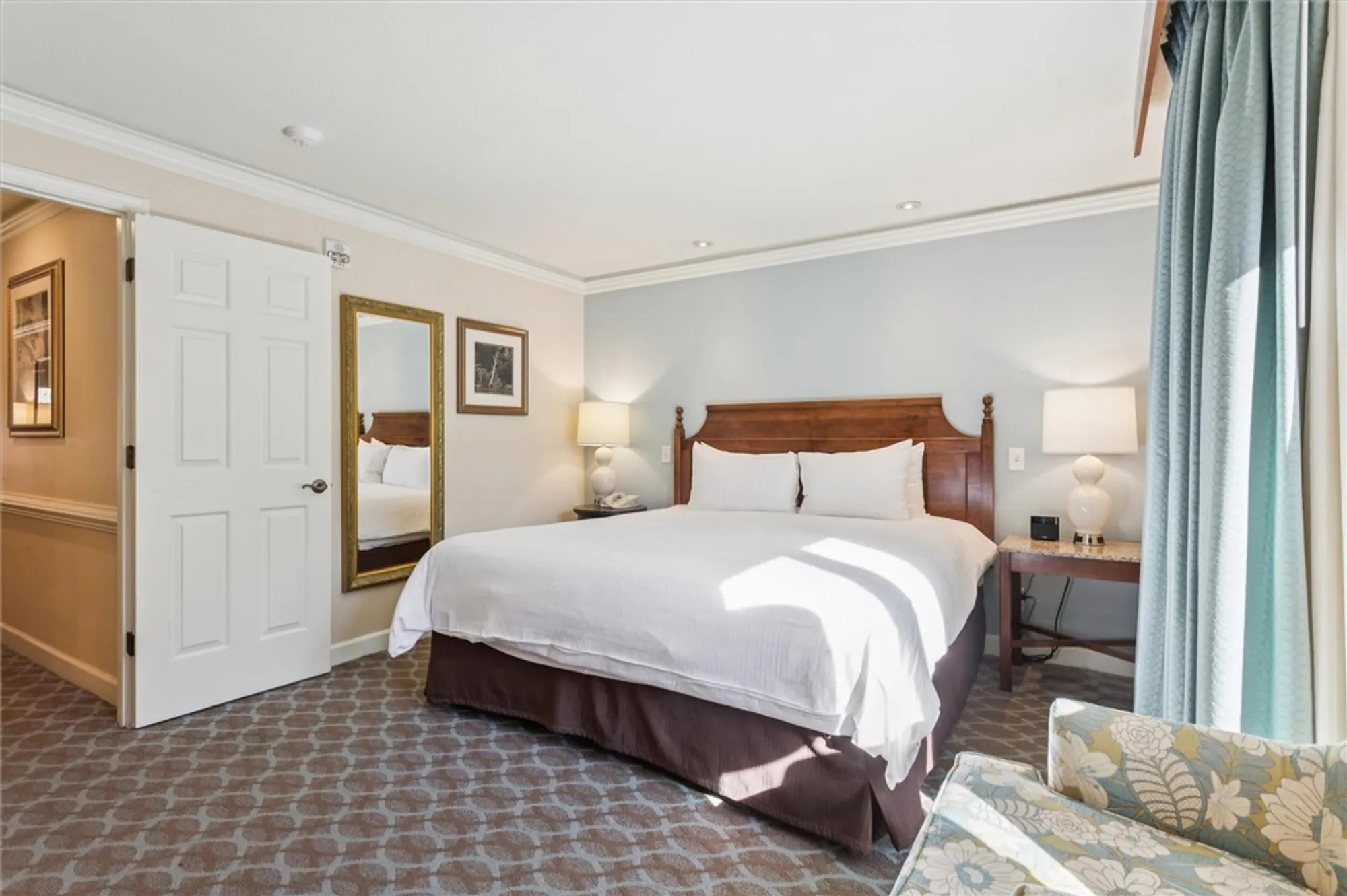 Property Slideshow image 16 of 41 | 122 pelhams ordinary, Williamsburg, VA, 23185