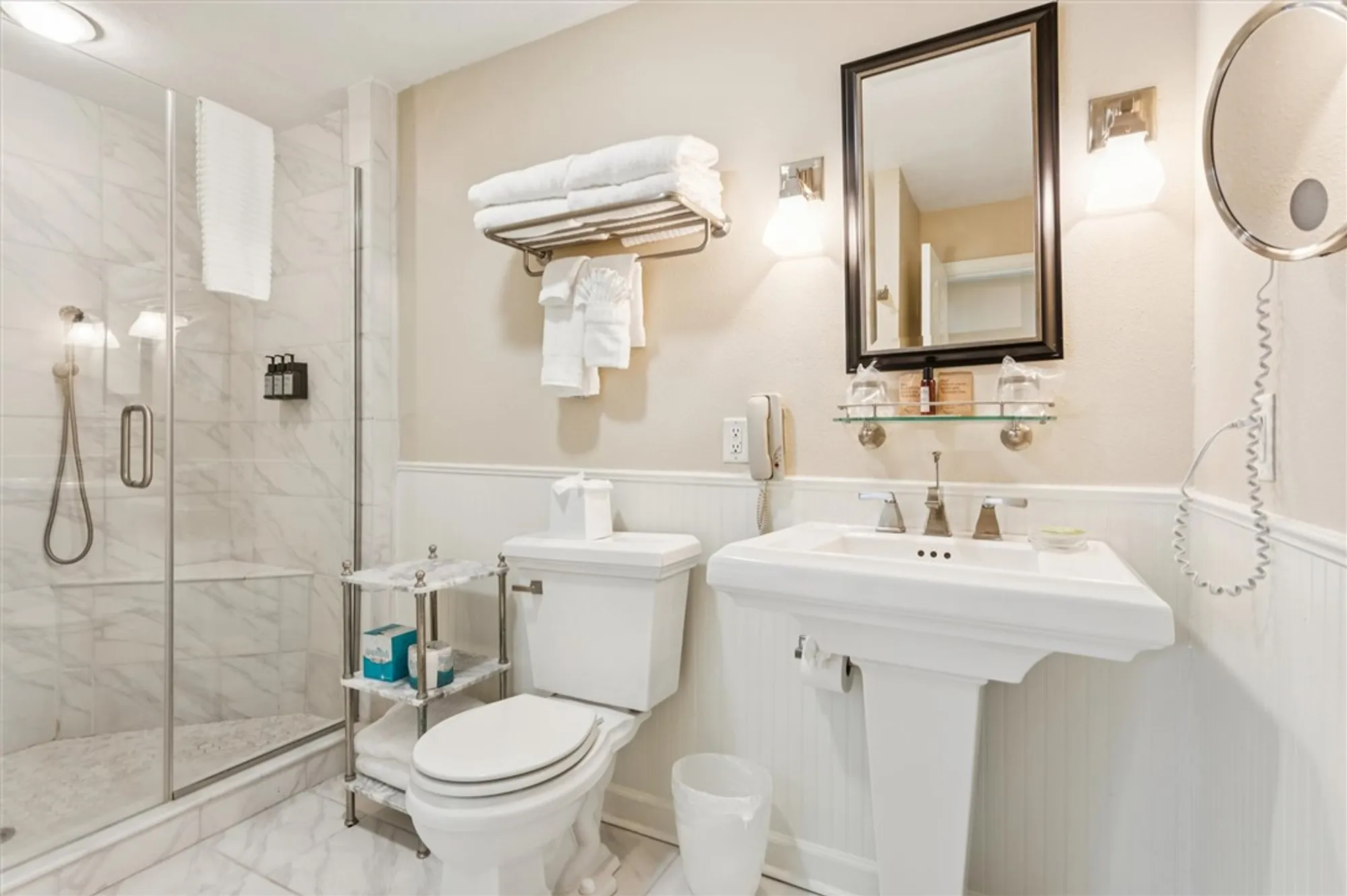 Property Slideshow image 18 of 41 | 122 pelhams ordinary, Williamsburg, VA, 23185