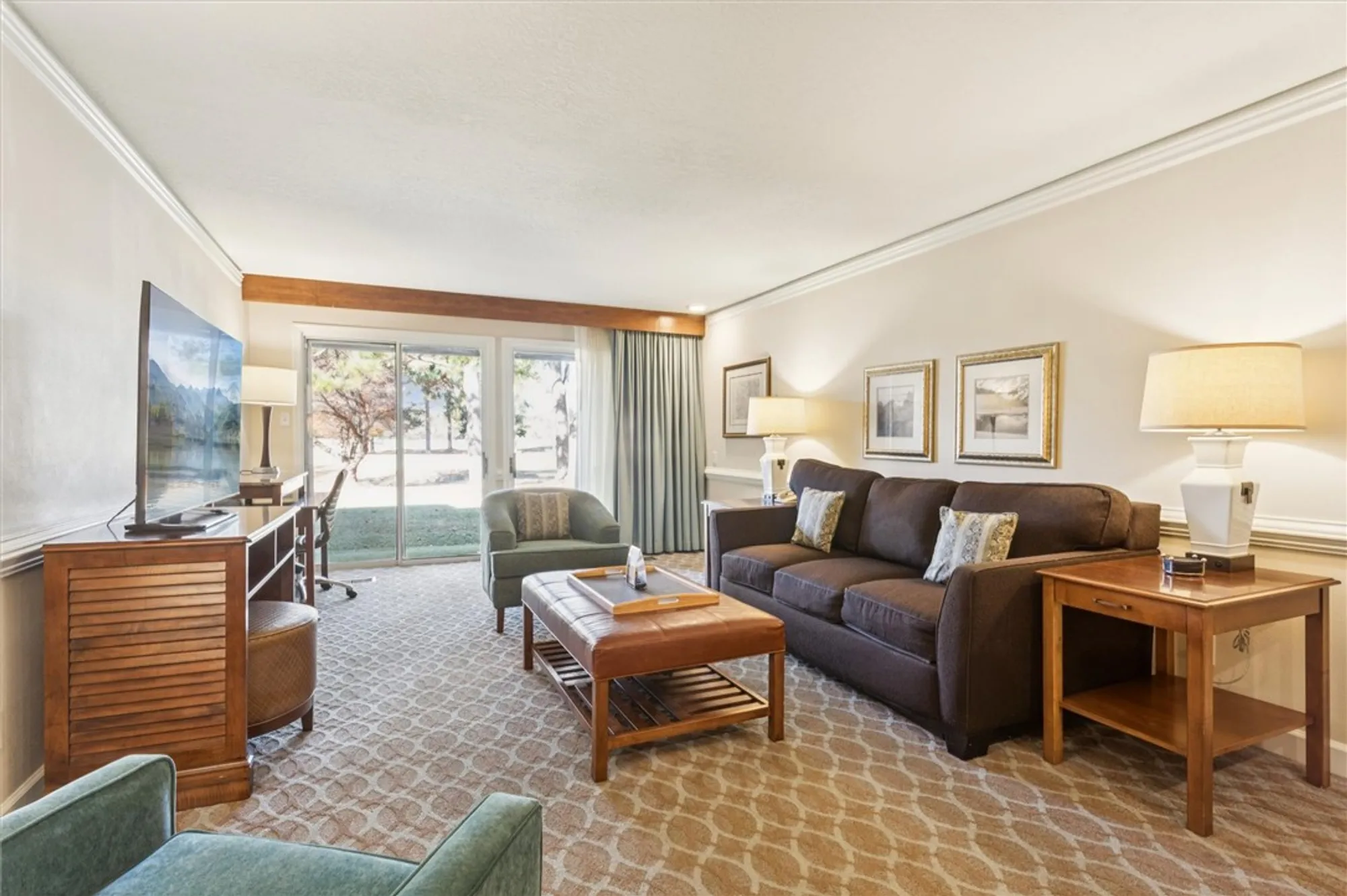 Property Slideshow image 11 of 41 | 122 pelhams ordinary, Williamsburg, VA, 23185