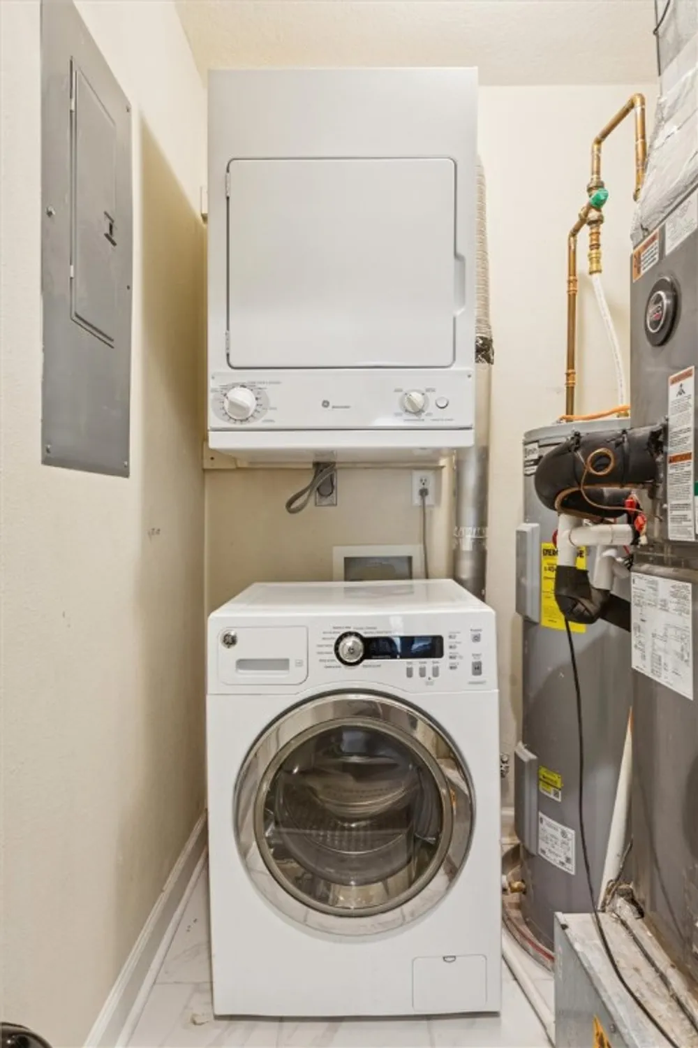 Property Slideshow image 27 of 41 | 122 pelhams ordinary, Williamsburg, VA, 23185