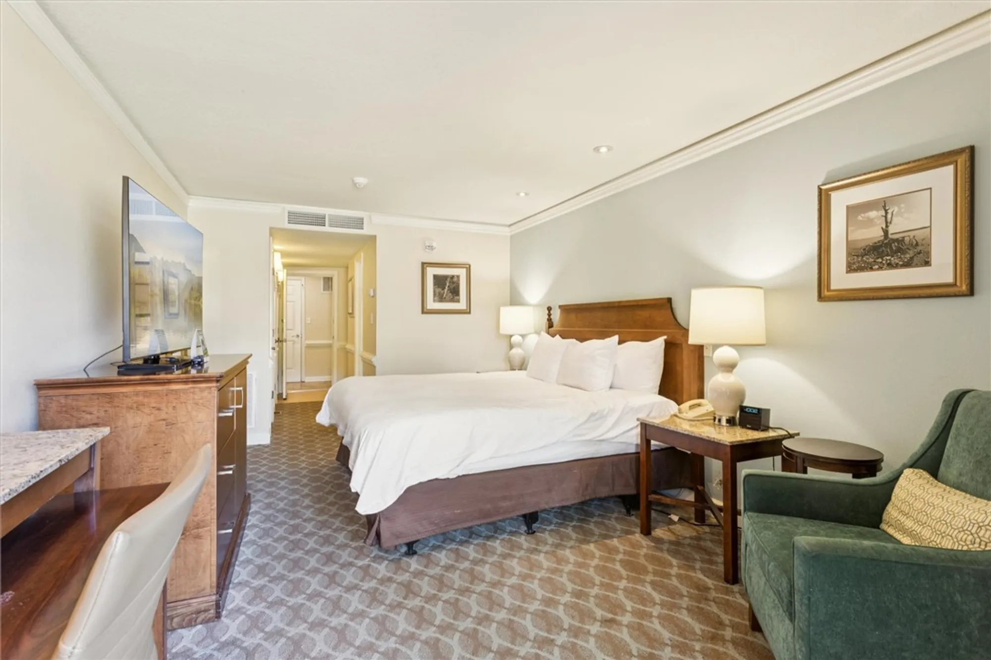 Property Slideshow image 23 of 41 | 122 pelhams ordinary, Williamsburg, VA, 23185