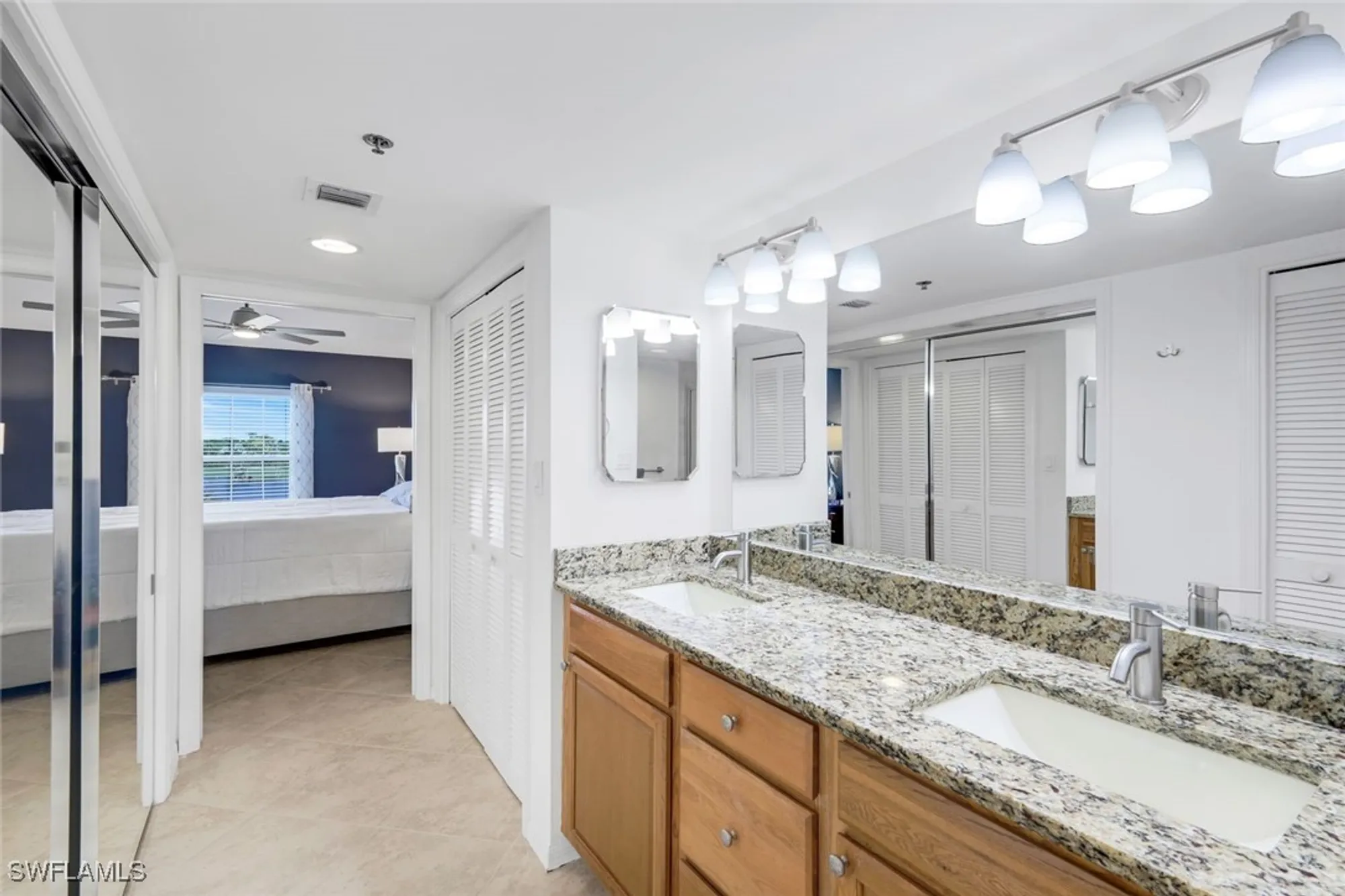 Property Slideshow image 18 of 50 | 4130 bayhead dr 303, Bonita Springs, FL, 34134