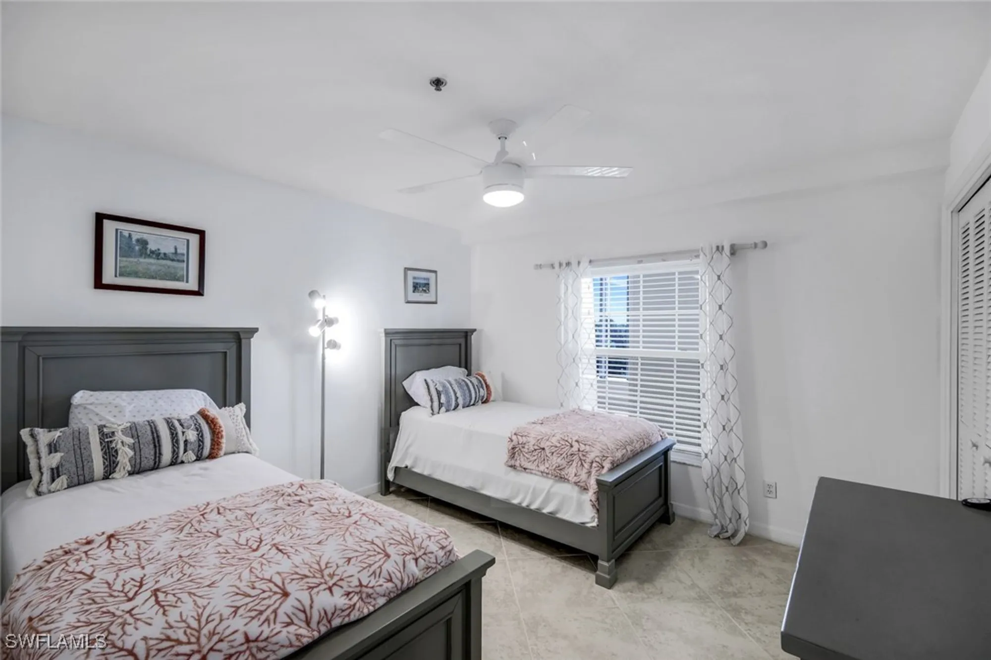 Property Slideshow image 19 of 50 | 4130 bayhead dr 303, Bonita Springs, FL, 34134