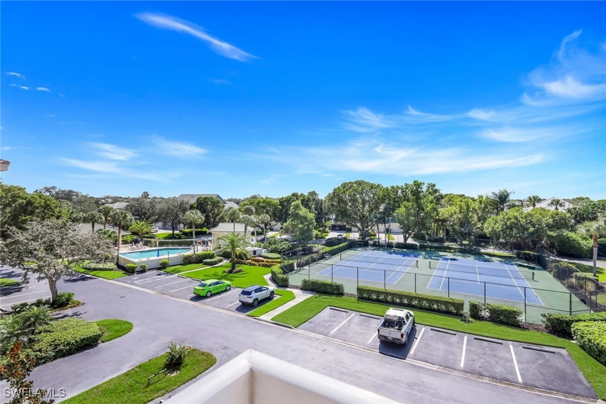 Property Slideshow image 28 of 50 | 4130 bayhead dr 303, Bonita Springs, FL, 34134