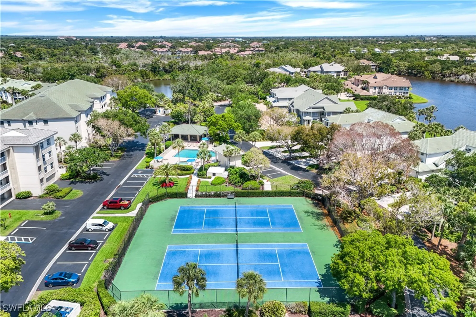 Property Slideshow image 29 of 50 | 4130 bayhead dr 303, Bonita Springs, FL, 34134