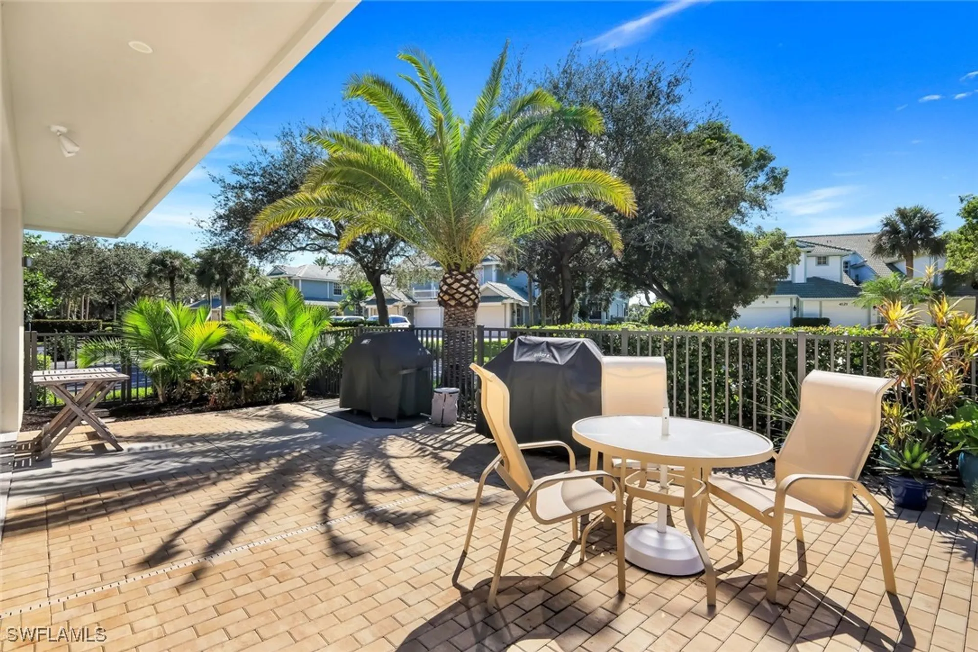 Property Slideshow image 37 of 50 | 4130 bayhead dr 303, Bonita Springs, FL, 34134