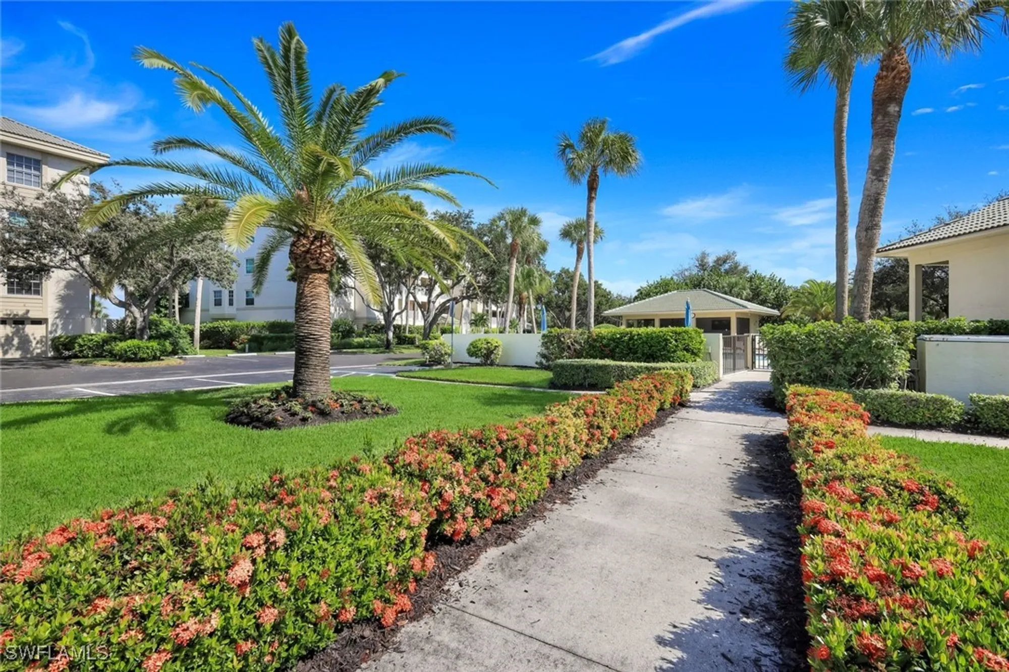 Property Slideshow image 30 of 50 | 4130 bayhead dr 303, Bonita Springs, FL, 34134