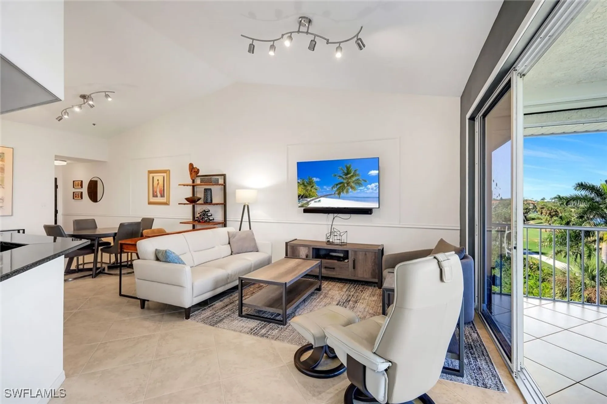 Property Slideshow image 4 of 50 | 4130 bayhead dr 303, Bonita Springs, FL, 34134