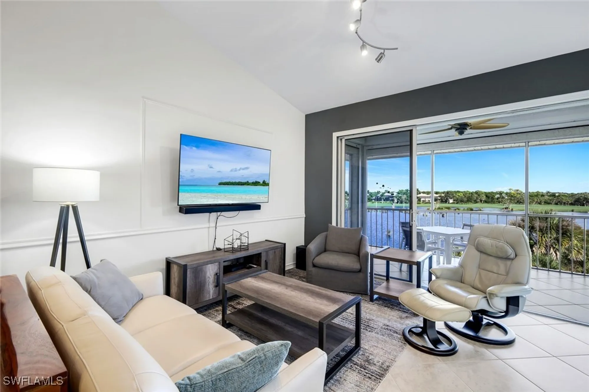 Property Slideshow image 5 of 50 | 4130 bayhead dr 303, Bonita Springs, FL, 34134