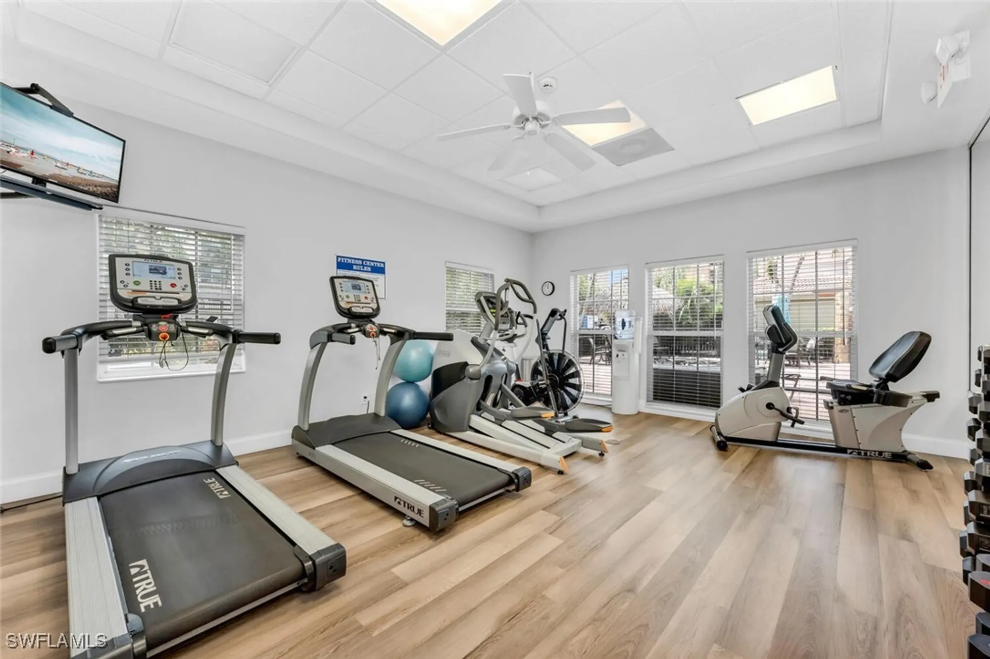 Property Slideshow image 20 of 30 | 605 el camino real unit 102, Naples, FL, 34119