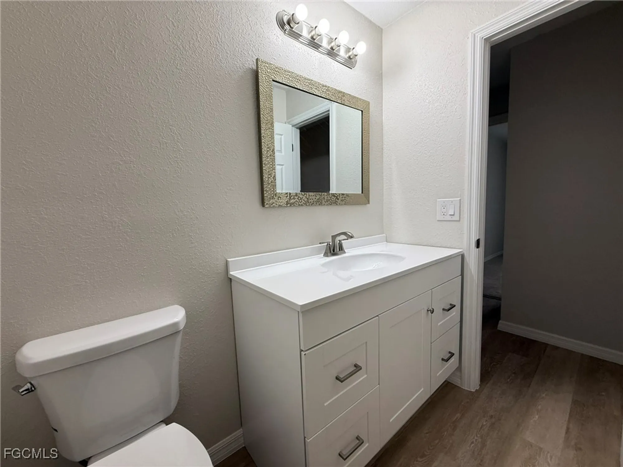 Property Slideshow image 19 of 34 | 4840 golf club ct 10, North Fort Myers, FL, 33903