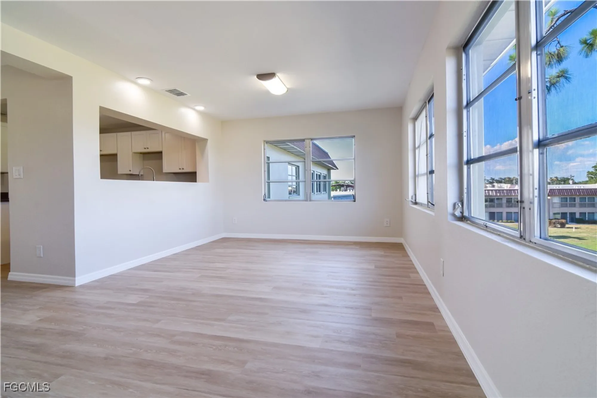 Property Slideshow image 11 of 34 | 4840 golf club ct 10, North Fort Myers, FL, 33903