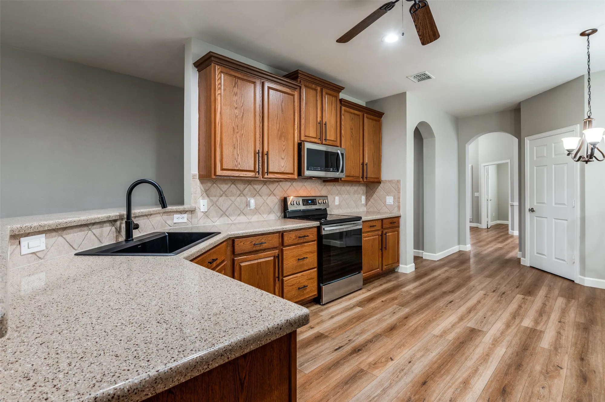 Property Slideshow image 12 of 31 | 359 wrangler dr, Fairview, TX, 75069