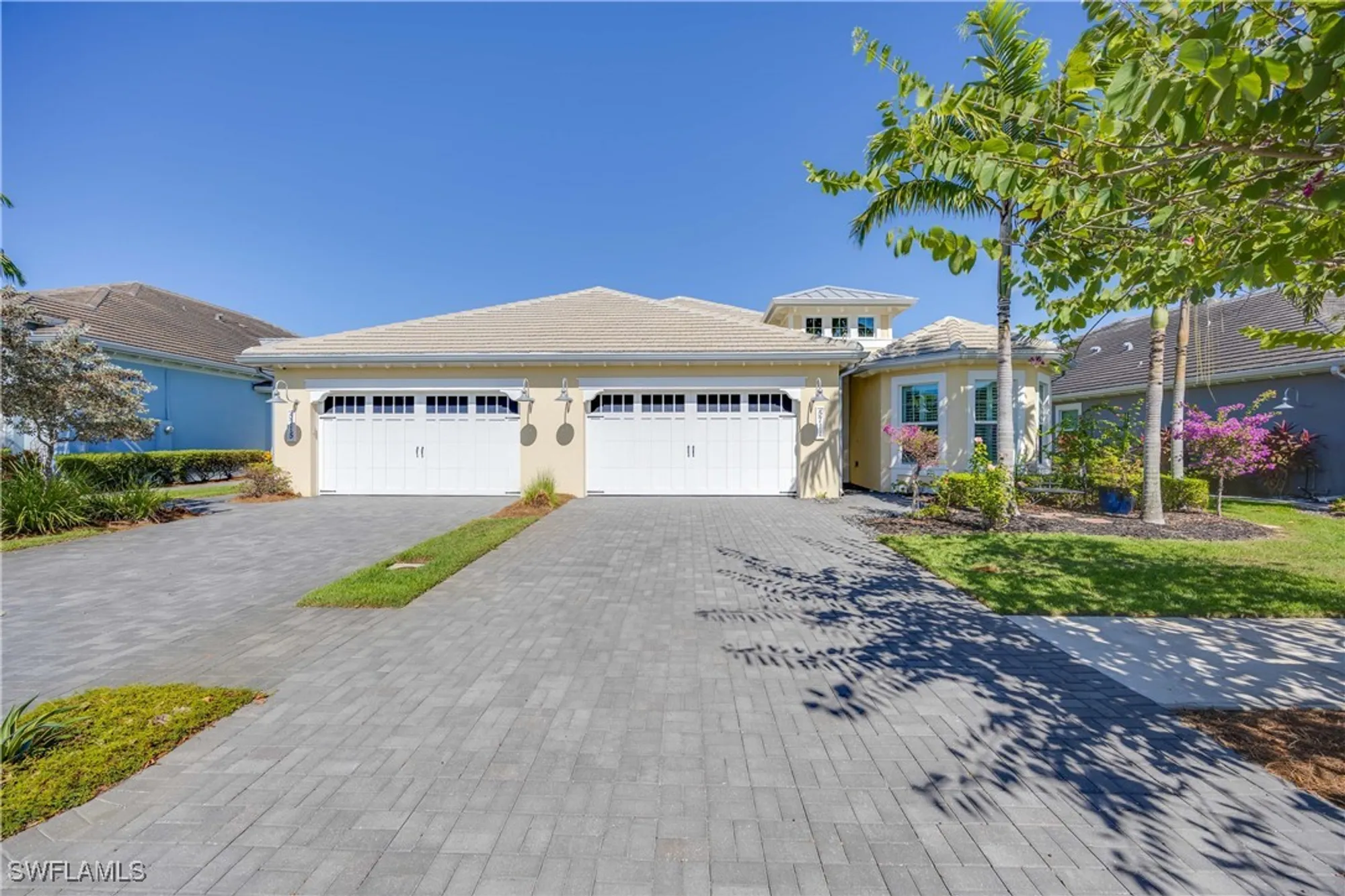 Property Slideshow image 1 of 39 | 5711 highbourne dr, Naples, FL, 34113
