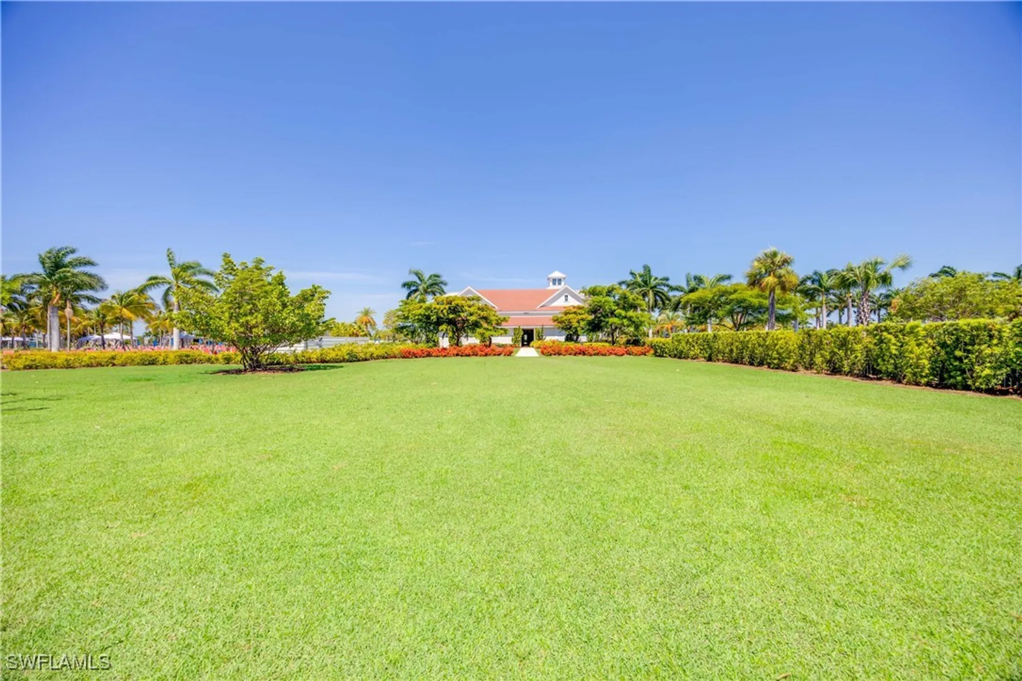 Property Slideshow image 29 of 39 | 5711 highbourne dr, Naples, FL, 34113