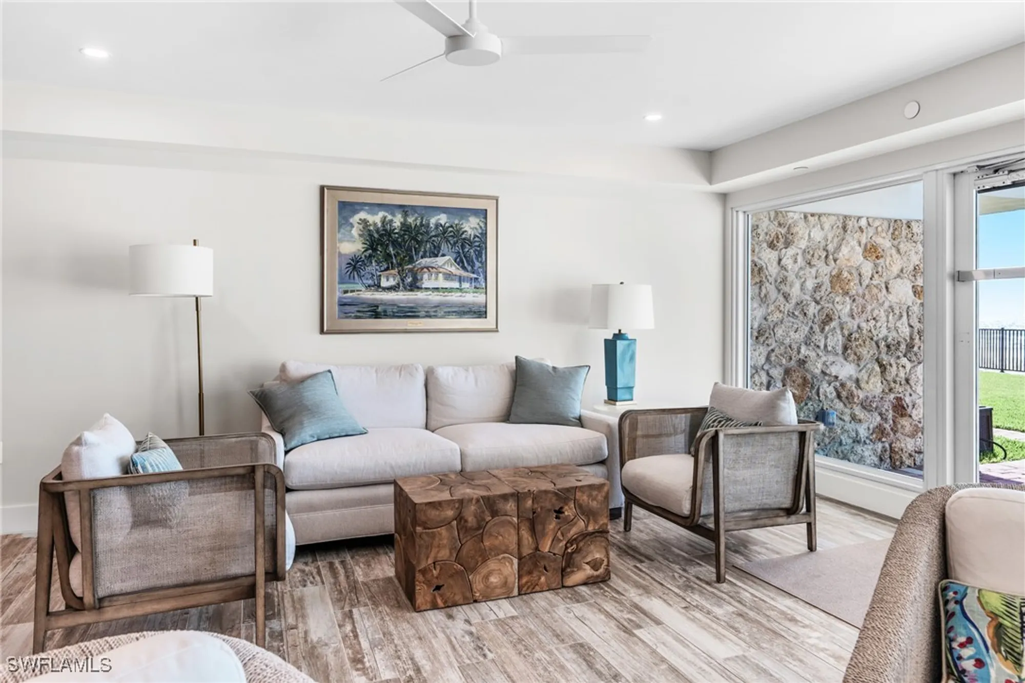 Property Slideshow image 39 of 50 | 1977 gulf shore blvd 306, Naples, FL, 34102