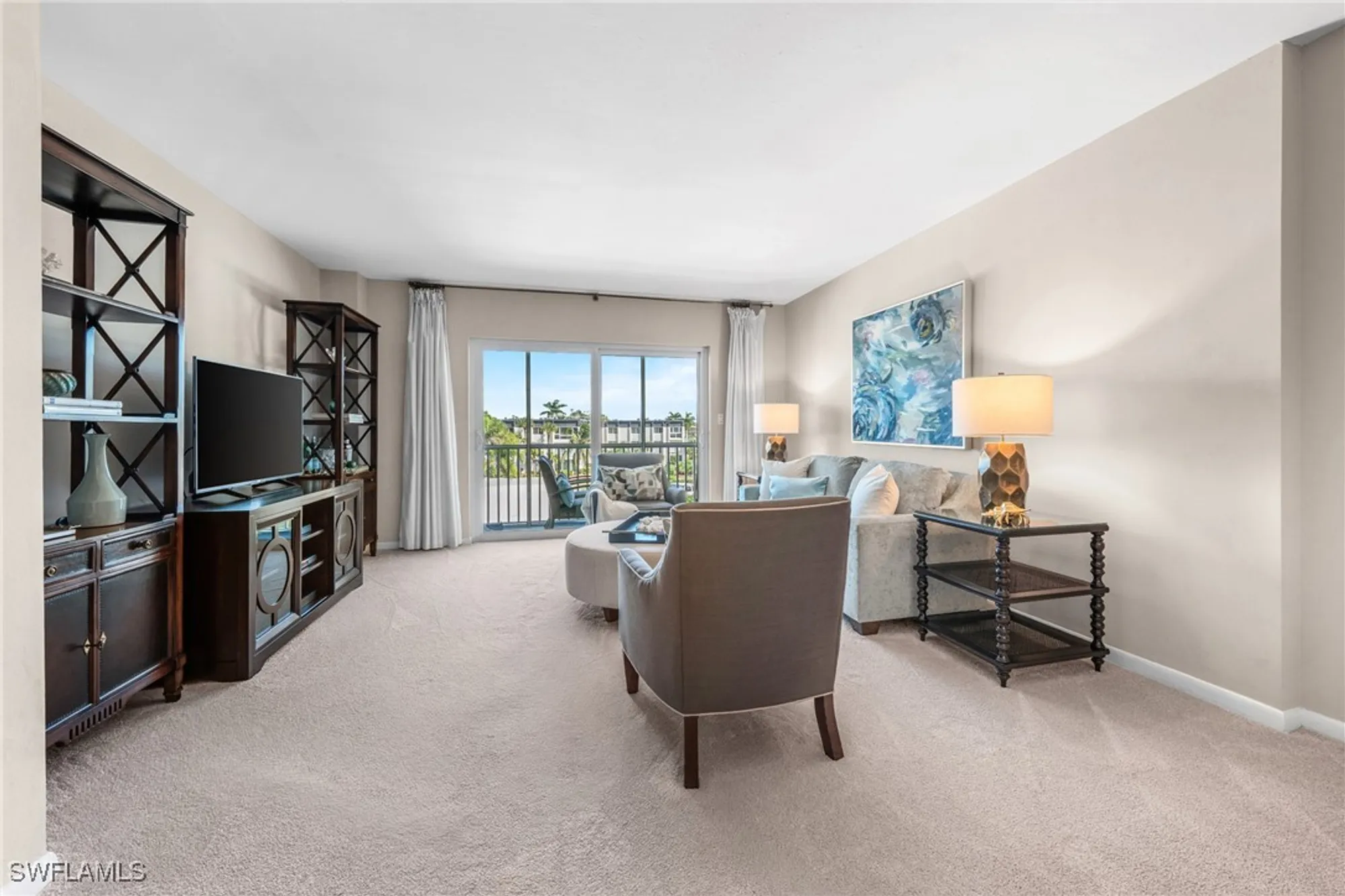 Property Slideshow image 9 of 50 | 1977 gulf shore blvd 306, Naples, FL, 34102