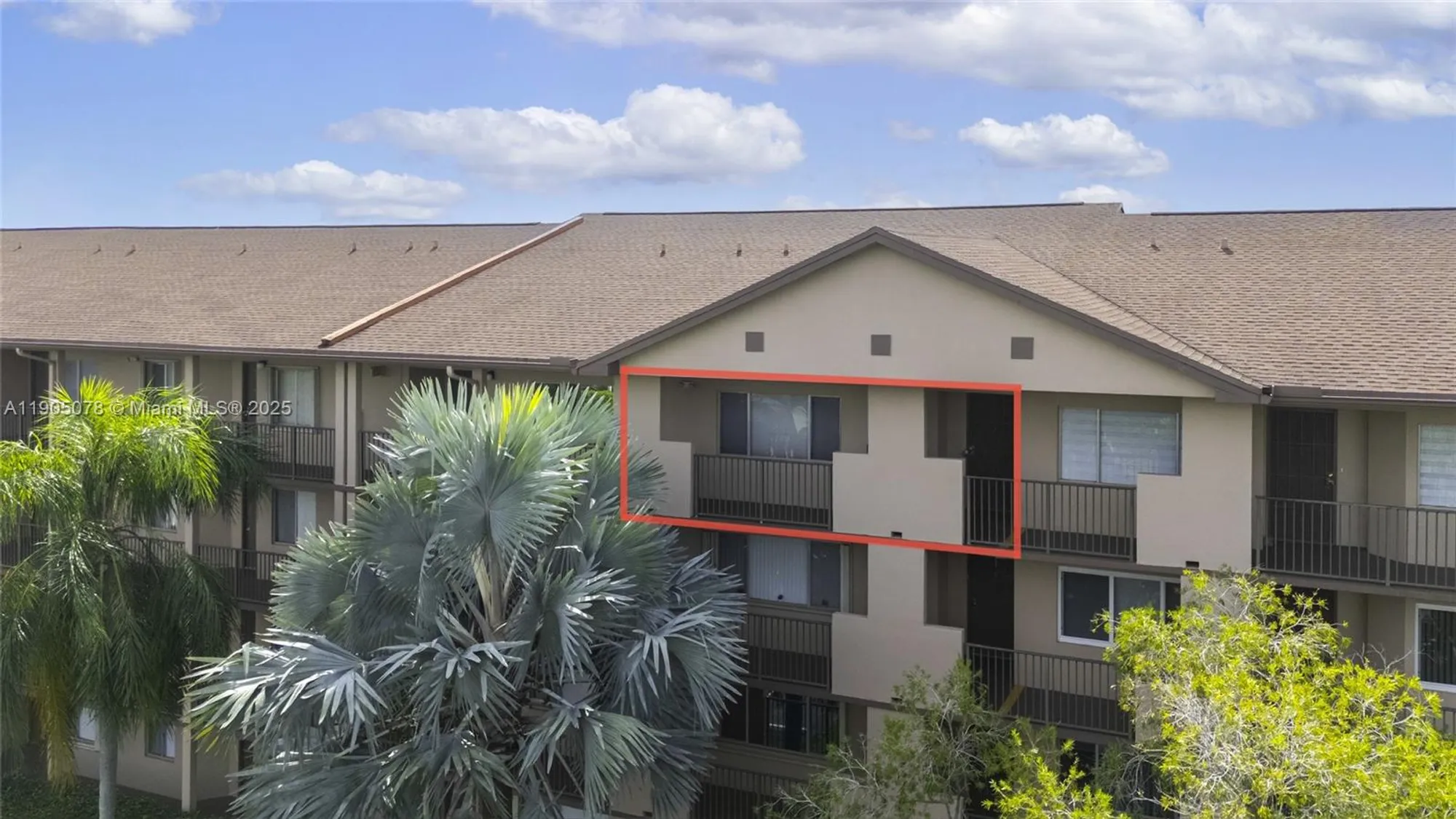 Property Slideshow image 32 of 35 | 12550 sw 15th st 411e, Pembroke Pines, FL, 33027