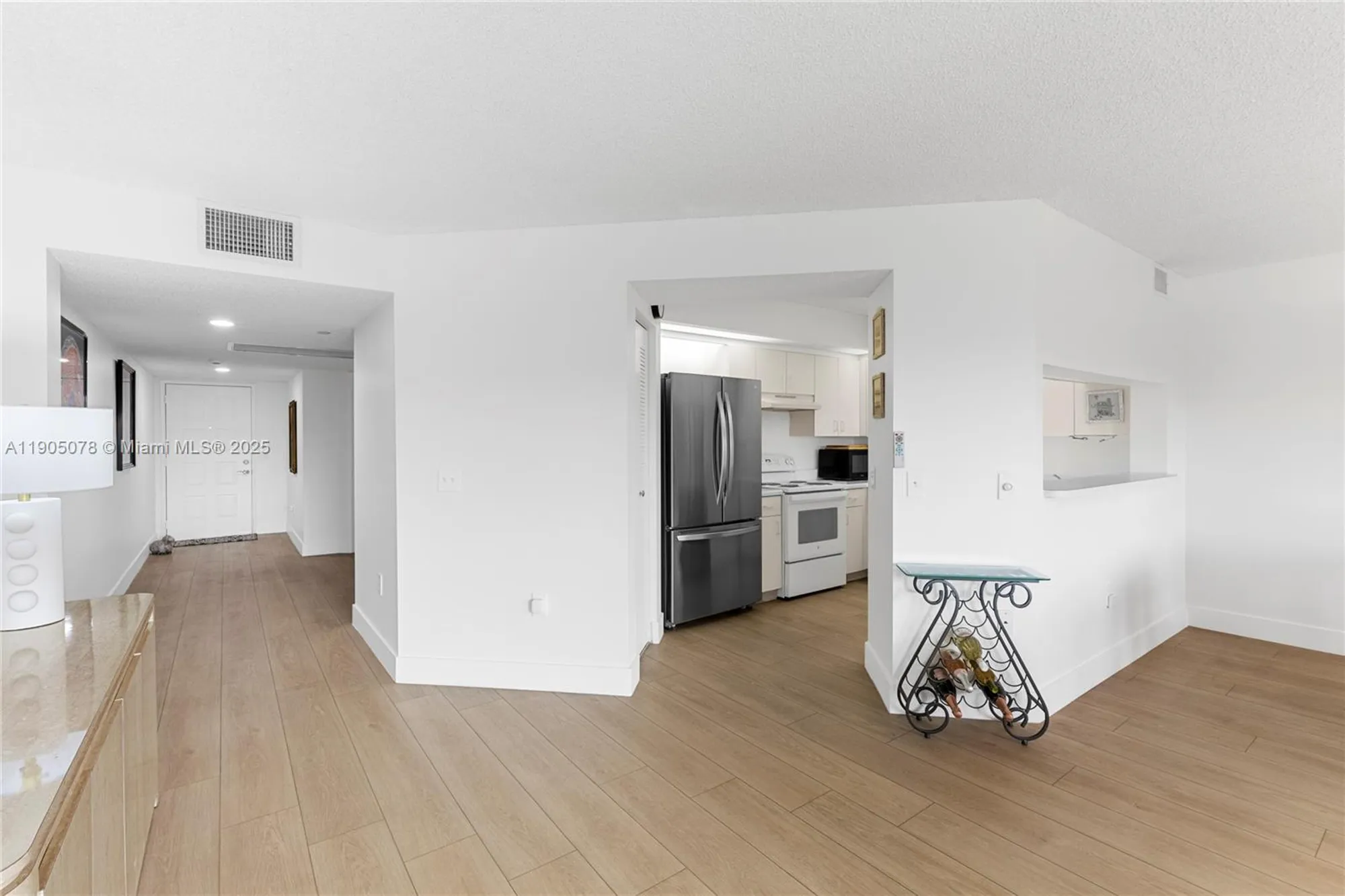 Property Slideshow image 7 of 35 | 12550 sw 15th st 411e, Pembroke Pines, FL, 33027