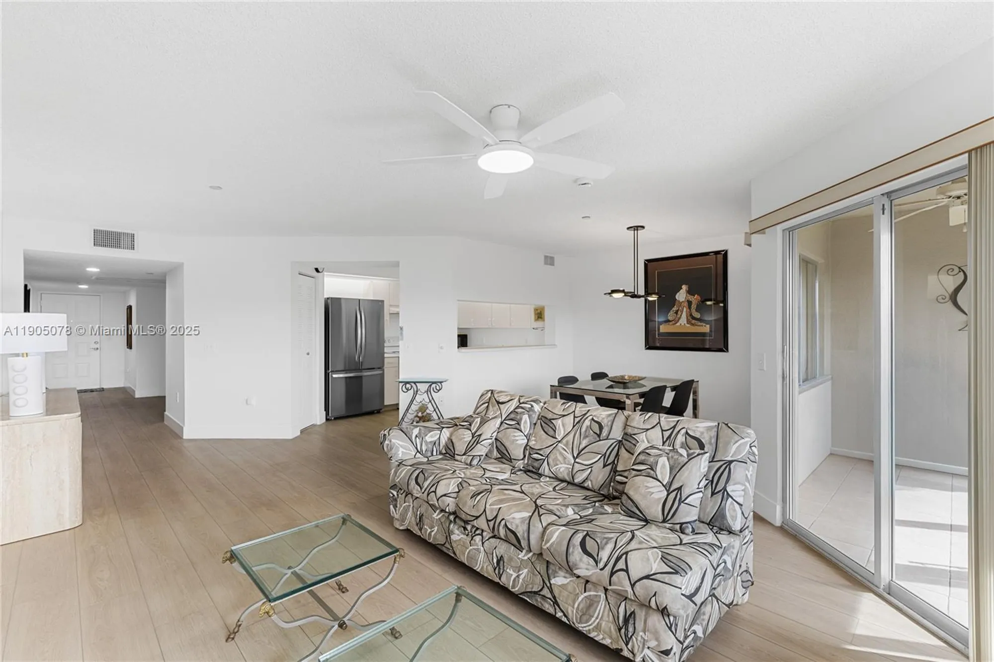 Property Slideshow image 9 of 35 | 12550 sw 15th st 411e, Pembroke Pines, FL, 33027