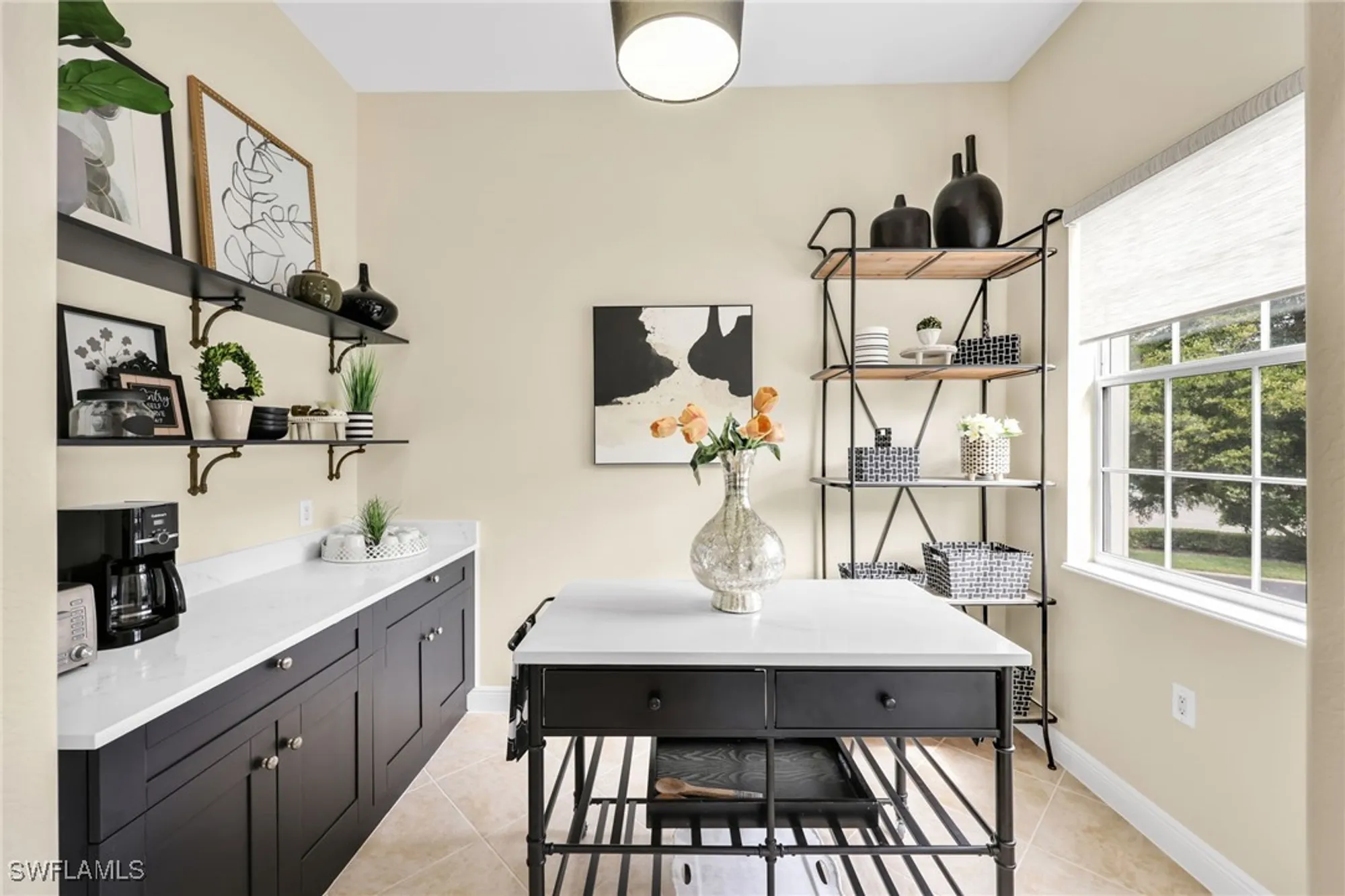 Property Slideshow image 14 of 49 | 3053 aviamar cir apt 201, Naples, FL, 34114