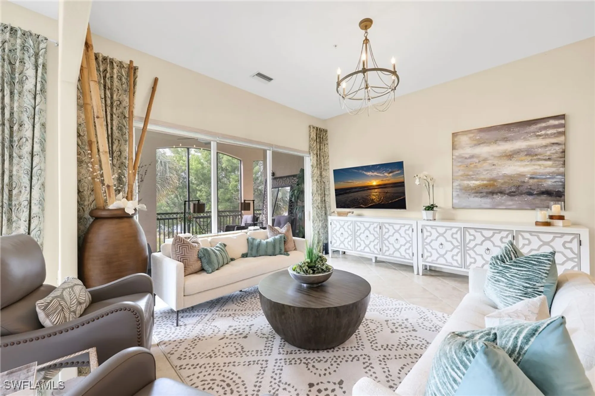Property Slideshow image 10 of 49 | 3053 aviamar cir apt 201, Naples, FL, 34114