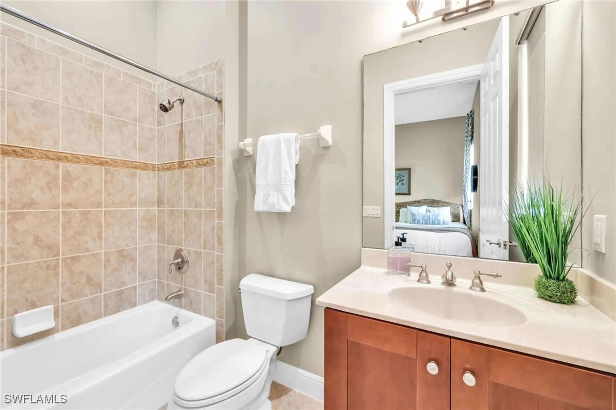 Property Slideshow image 34 of 49 | 3053 aviamar cir apt 201, Naples, FL, 34114