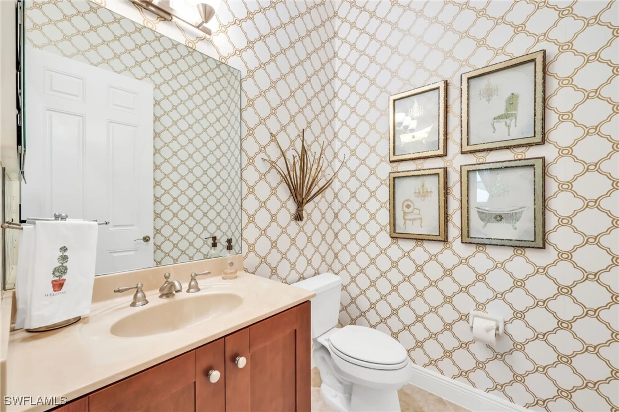 Property Slideshow image 38 of 49 | 3053 aviamar cir apt 201, Naples, FL, 34114