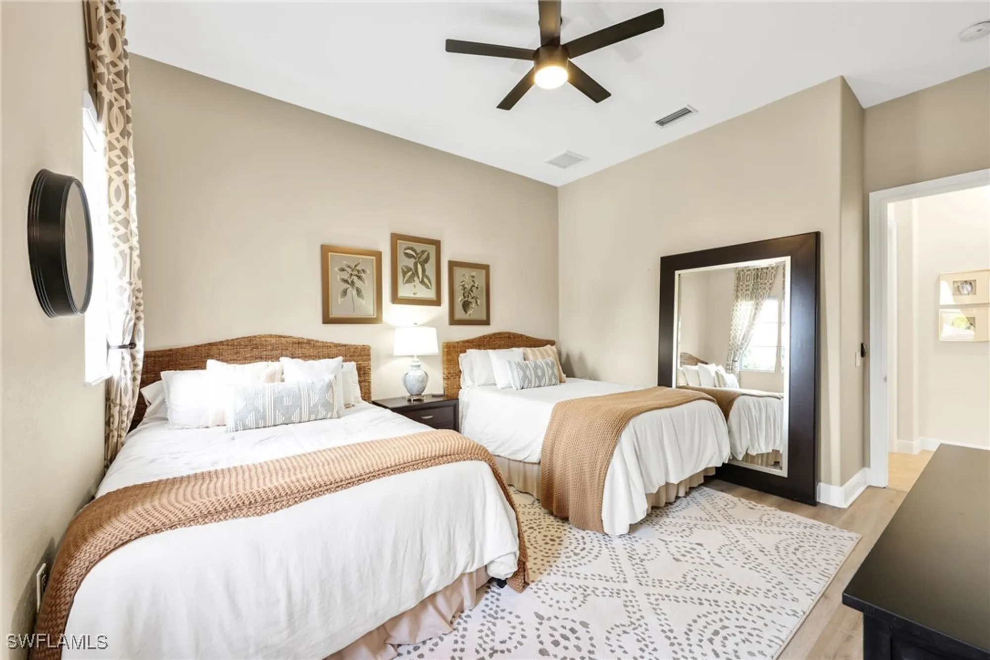 Property Slideshow image 32 of 49 | 3053 aviamar cir apt 201, Naples, FL, 34114