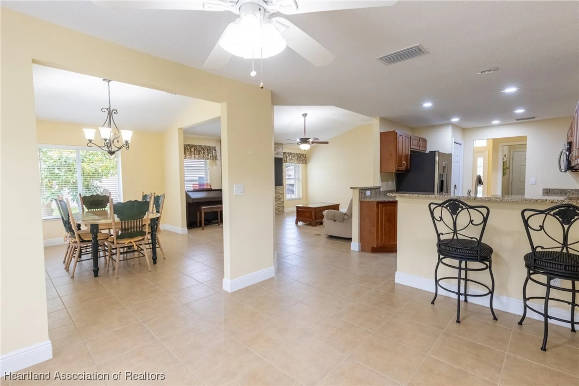 Property Slideshow image 22 of 47 | 3108 oakmont dr, Avon Park, FL, 33825