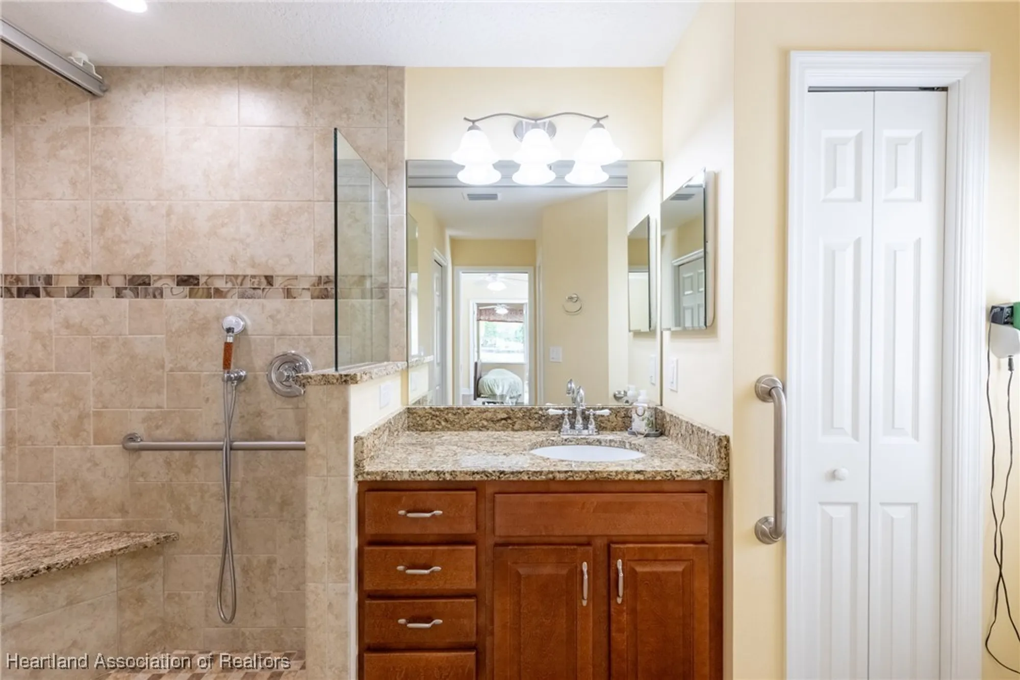 Property Slideshow image 38 of 47 | 3108 oakmont dr, Avon Park, FL, 33825