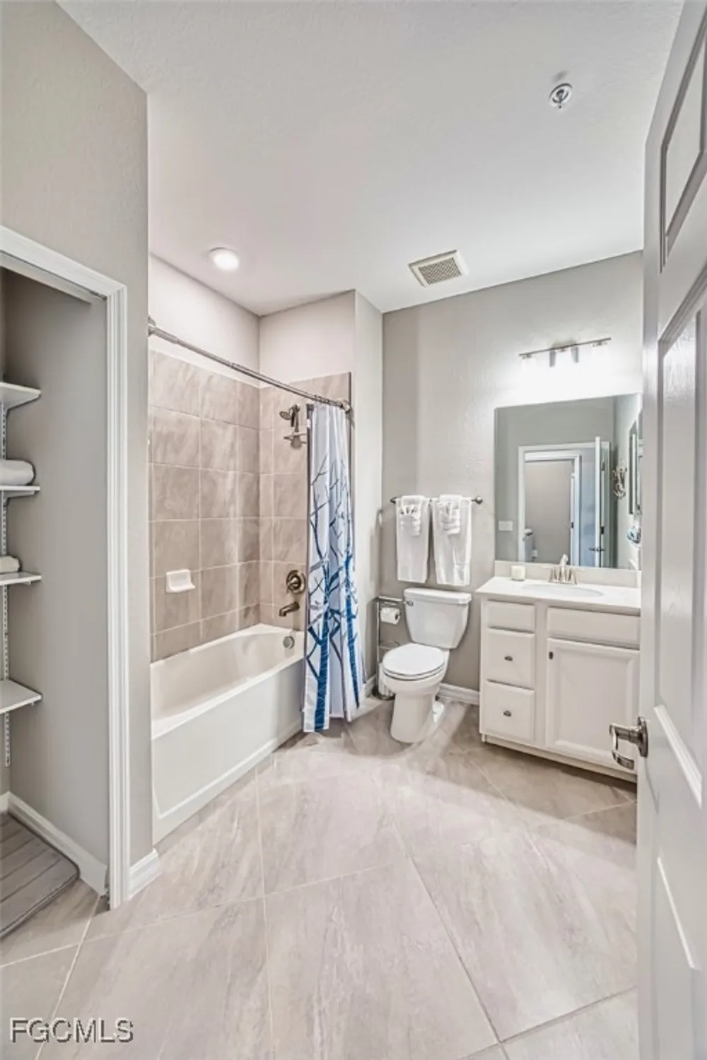 Property Slideshow image 34 of 49 | 12000 hawthorn lake dr unit 202, Fort Myers, FL, 33913