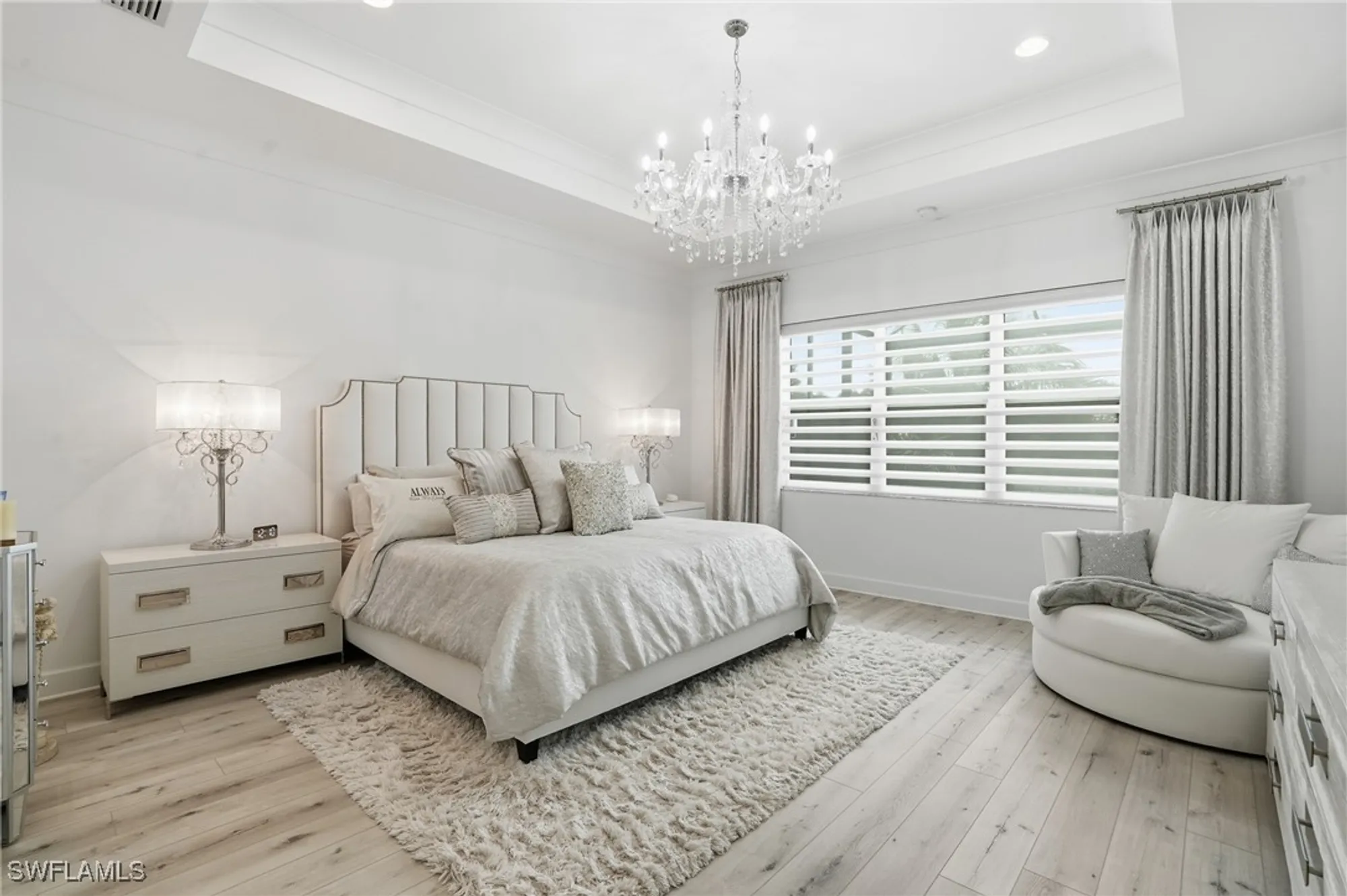 Property Slideshow image 12 of 43 | 12030 azalea way, Naples, FL, 34120