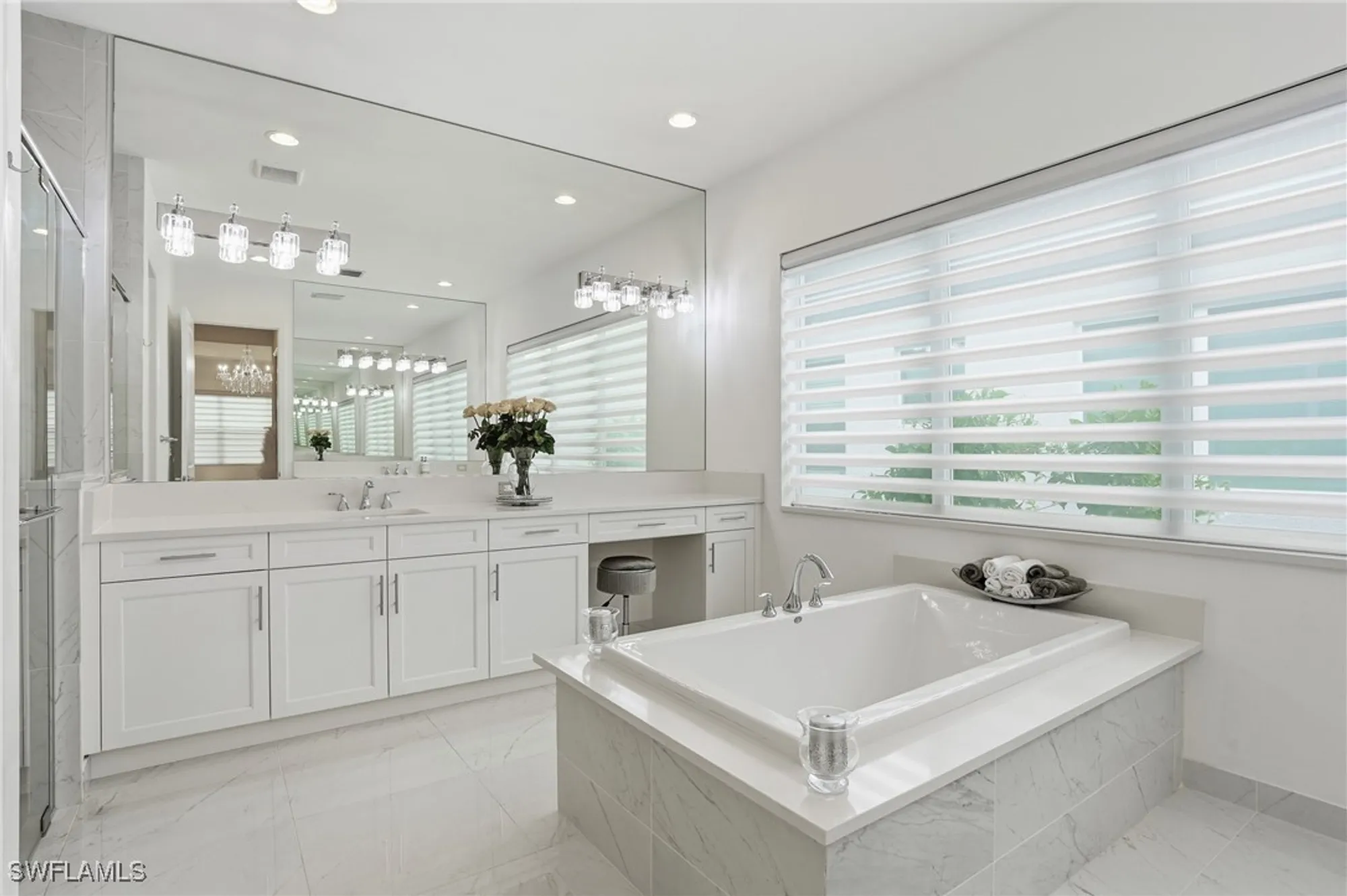Property Slideshow image 13 of 43 | 12030 azalea way, Naples, FL, 34120