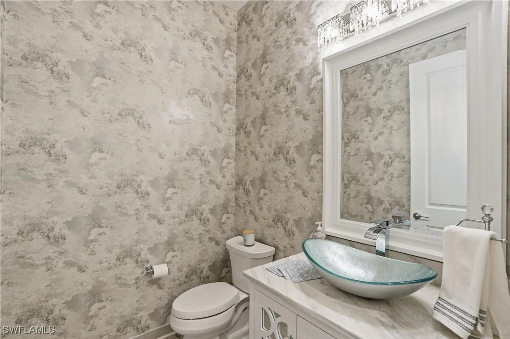 Property Slideshow image 23 of 43 | 12030 azalea way, Naples, FL, 34120