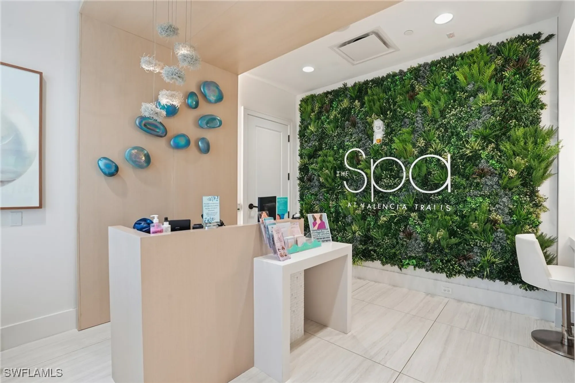 Property Slideshow image 37 of 43 | 12030 azalea way, Naples, FL, 34120