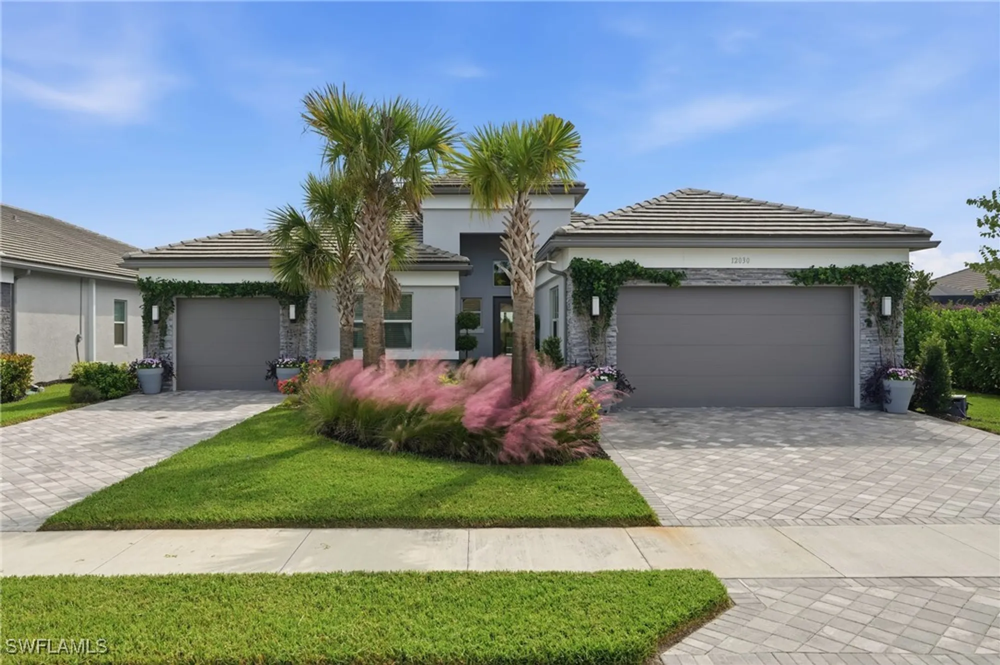 Property Slideshow image 30 of 43 | 12030 azalea way, Naples, FL, 34120