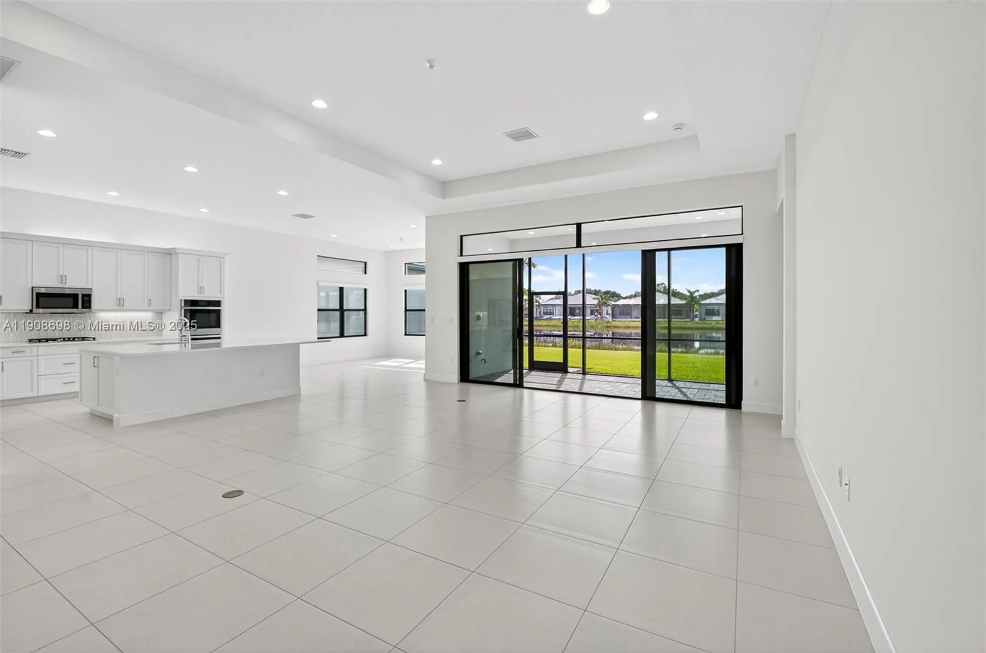 Property Slideshow image 24 of 100 | 9852 lilac field way, Boynton Beach, FL, 33473