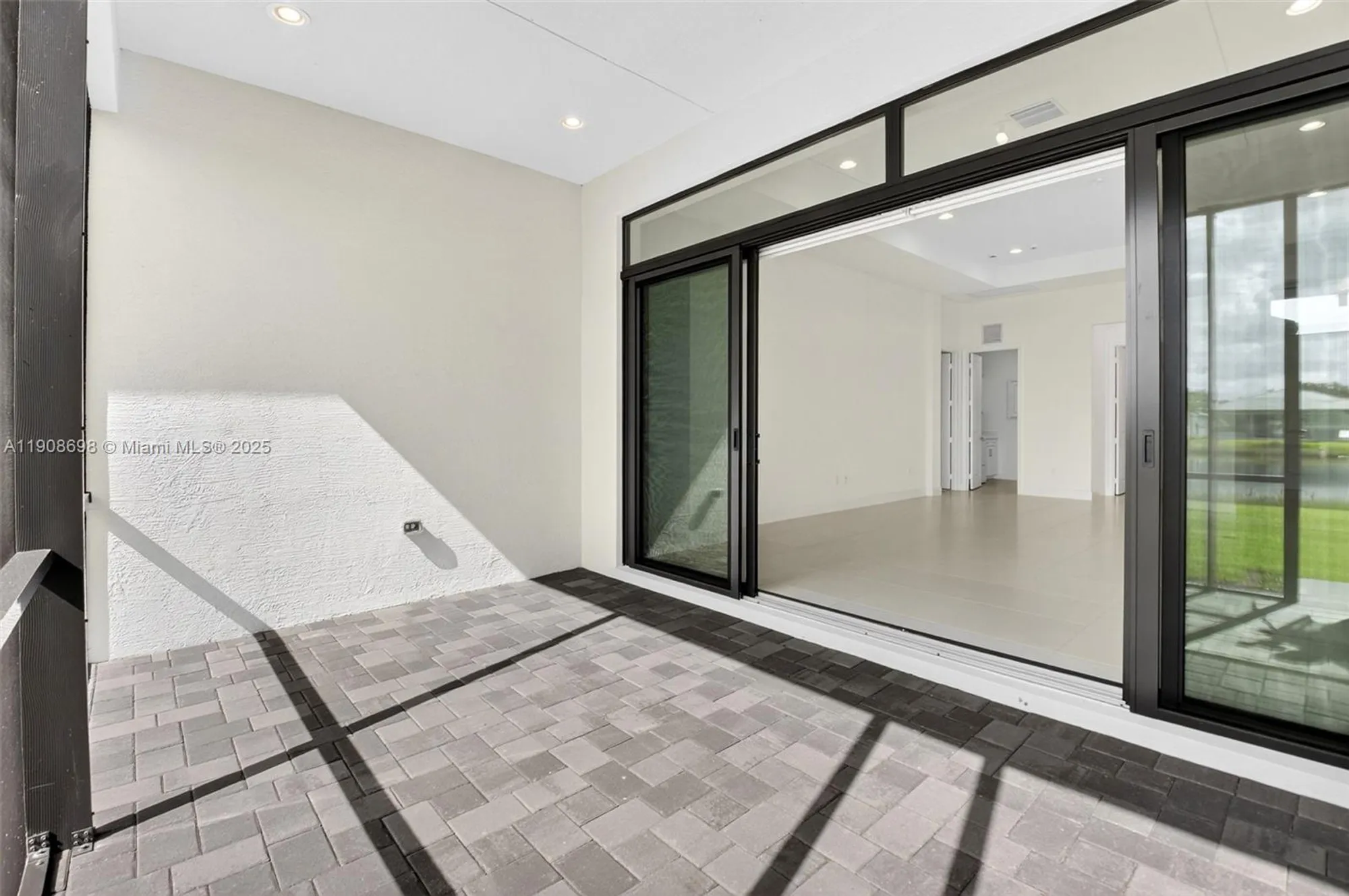 Property Slideshow image 52 of 100 | 9852 lilac field way, Boynton Beach, FL, 33473