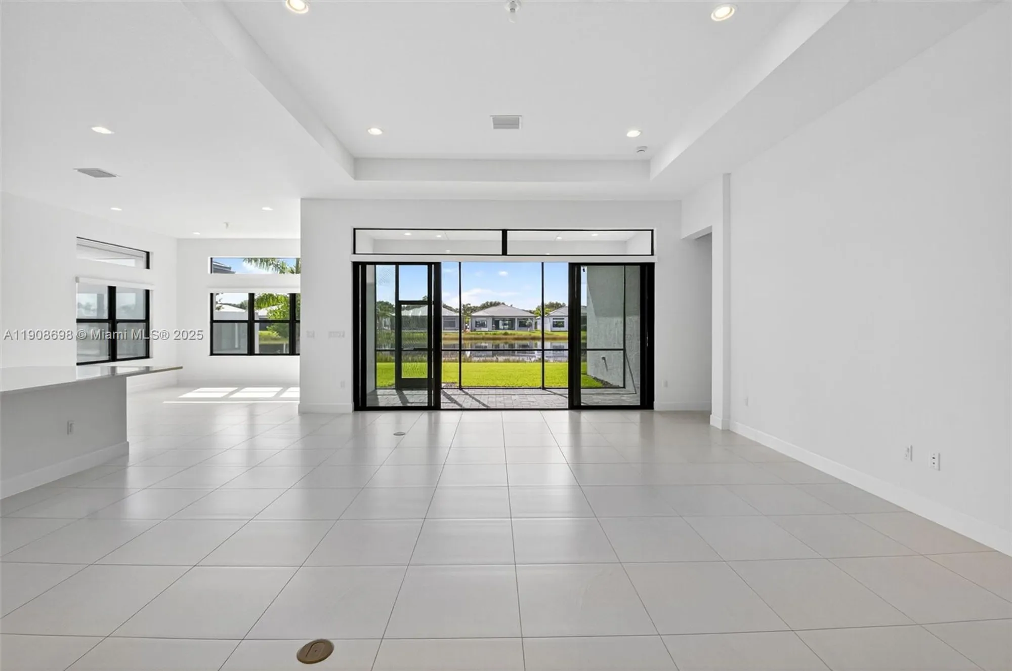 Property Slideshow image 7 of 100 | 9852 lilac field way, Boynton Beach, FL, 33473