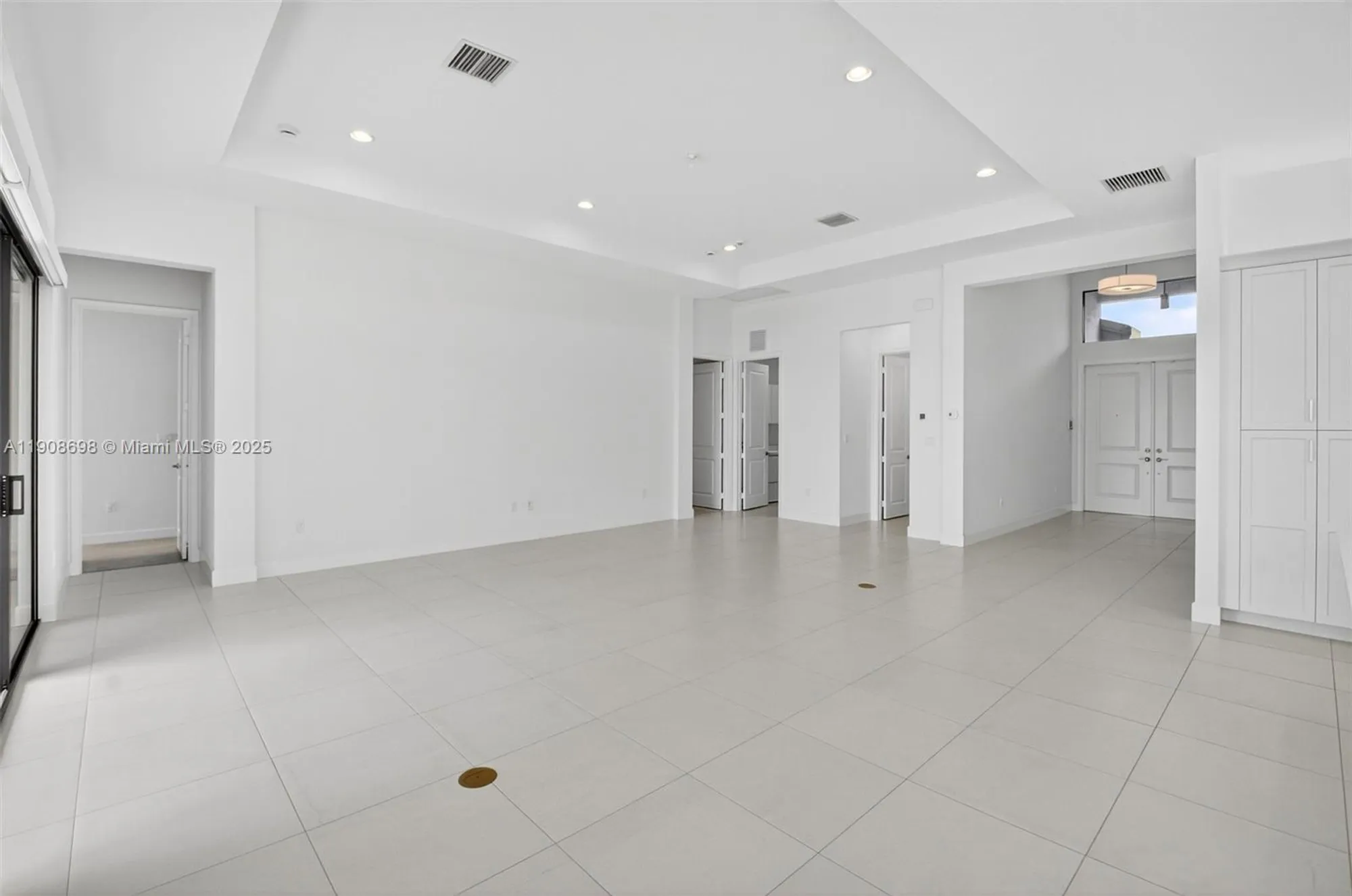 Property Slideshow image 9 of 100 | 9852 lilac field way, Boynton Beach, FL, 33473